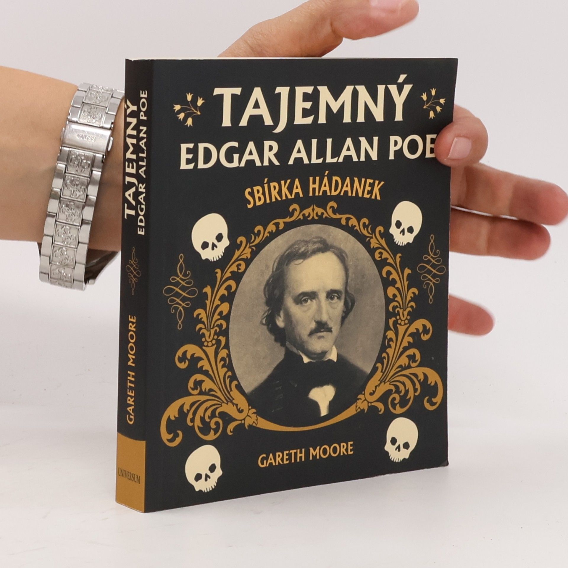 Tajemný Edgar Allan Poe: sbírka hádanek
