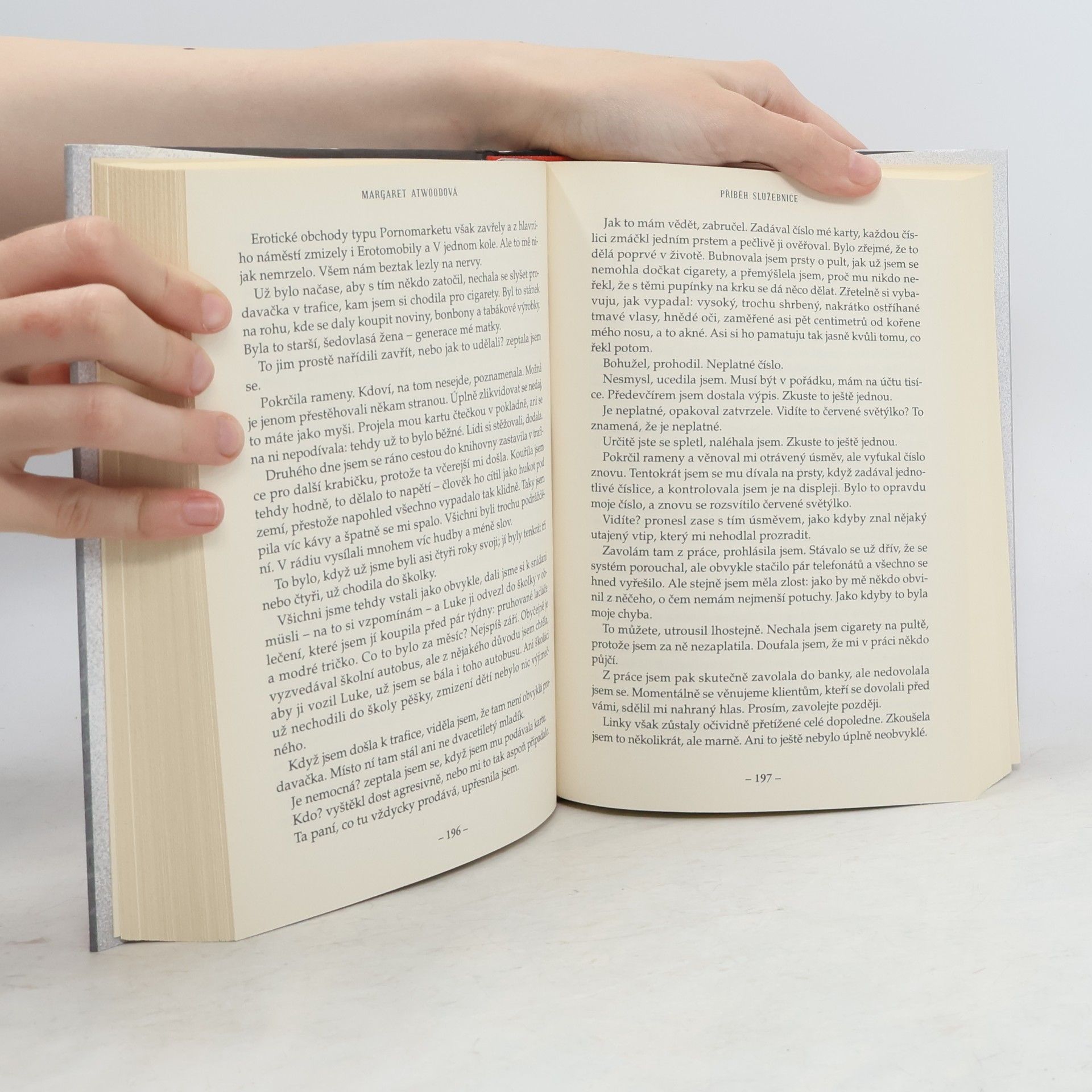 Margaret Atwood Příběh služebnice