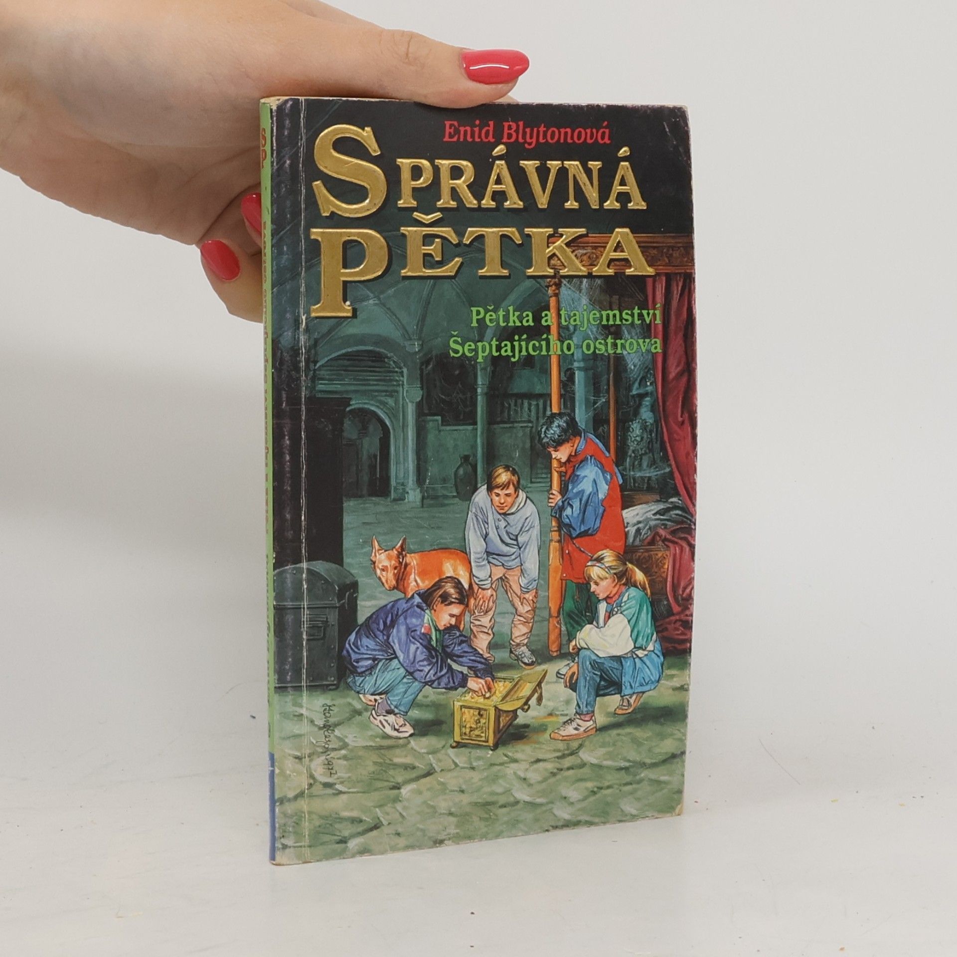 Enid Blyton Správná pětka. Pětka a tajemství Šeptajícího ostrova