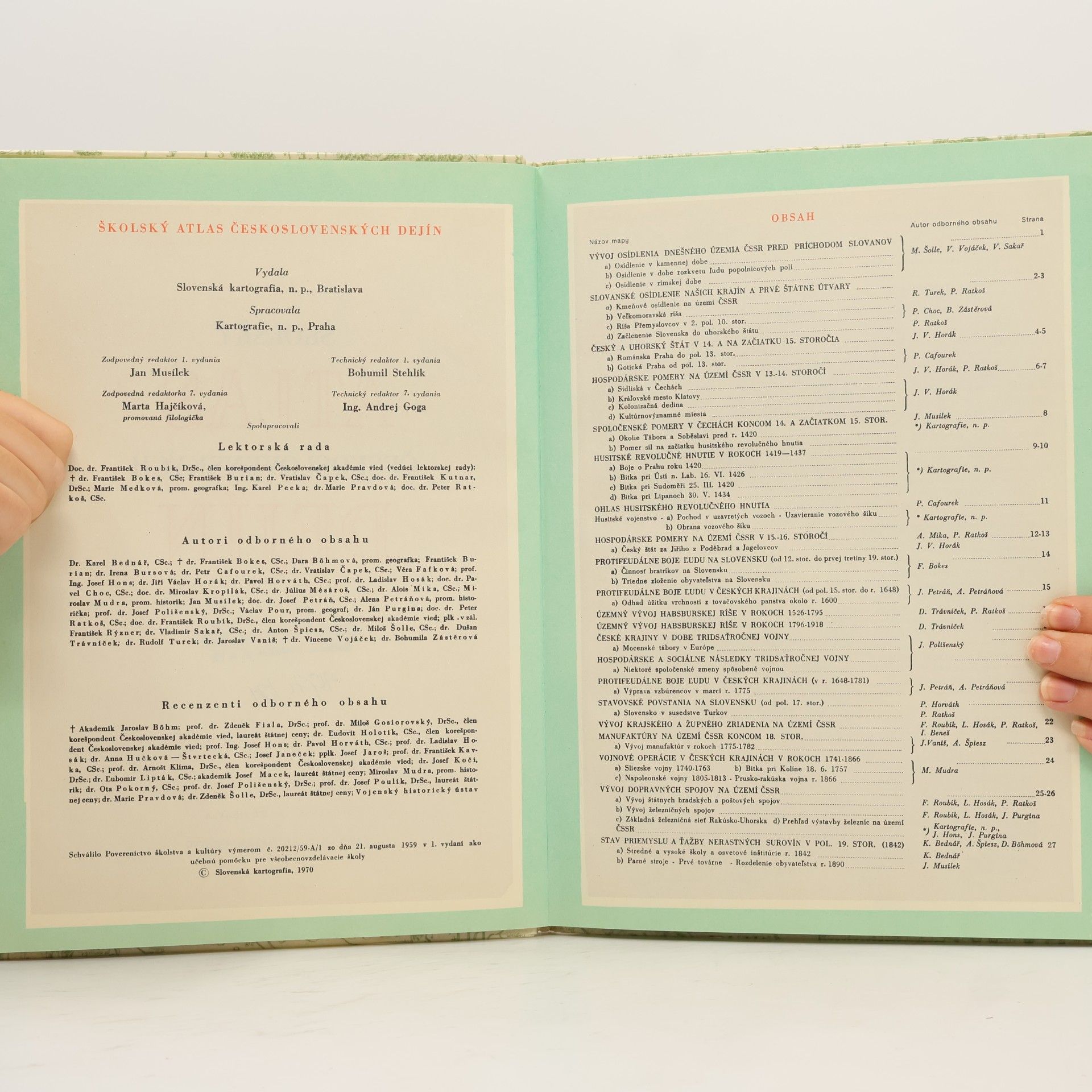 Collectif d'auteurs Školský atlas československých dejín