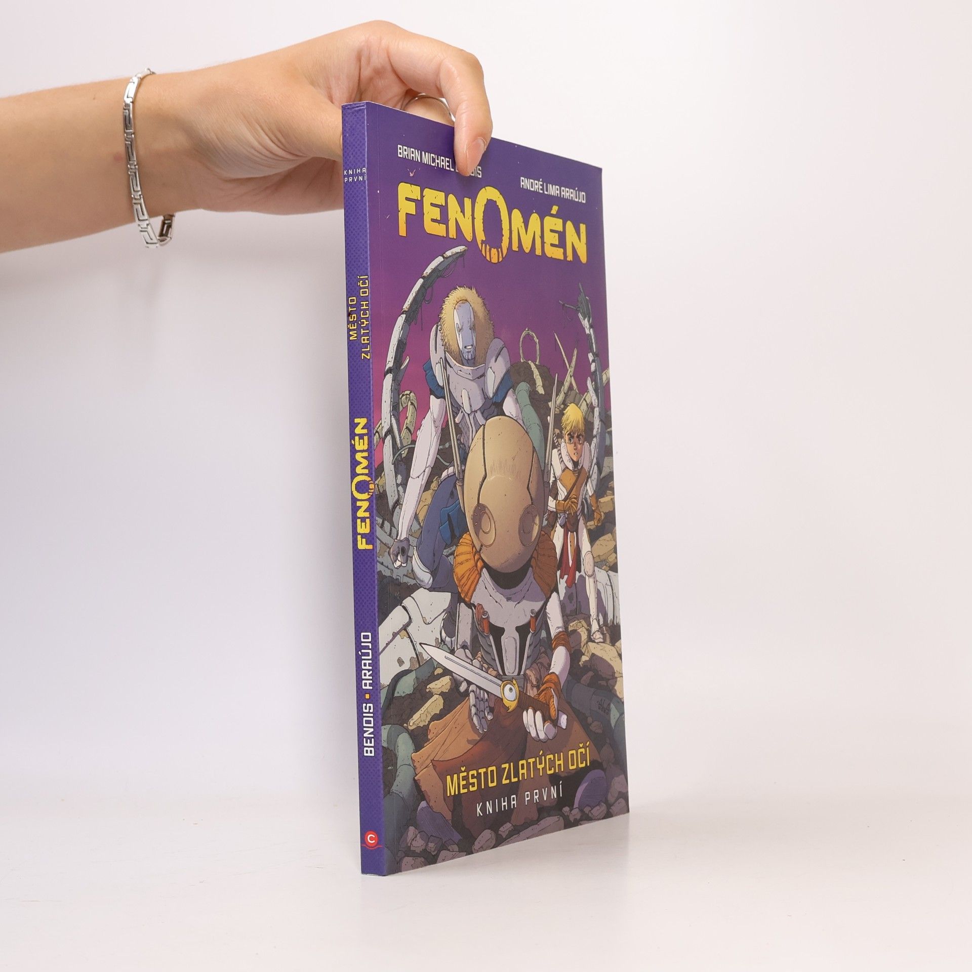 Brian Michael Bendis Fenomén: Město zlatých očí