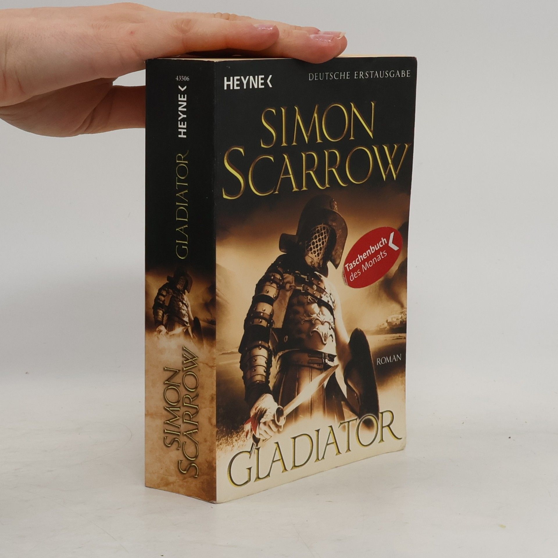 Simon Scarrow Gladiator