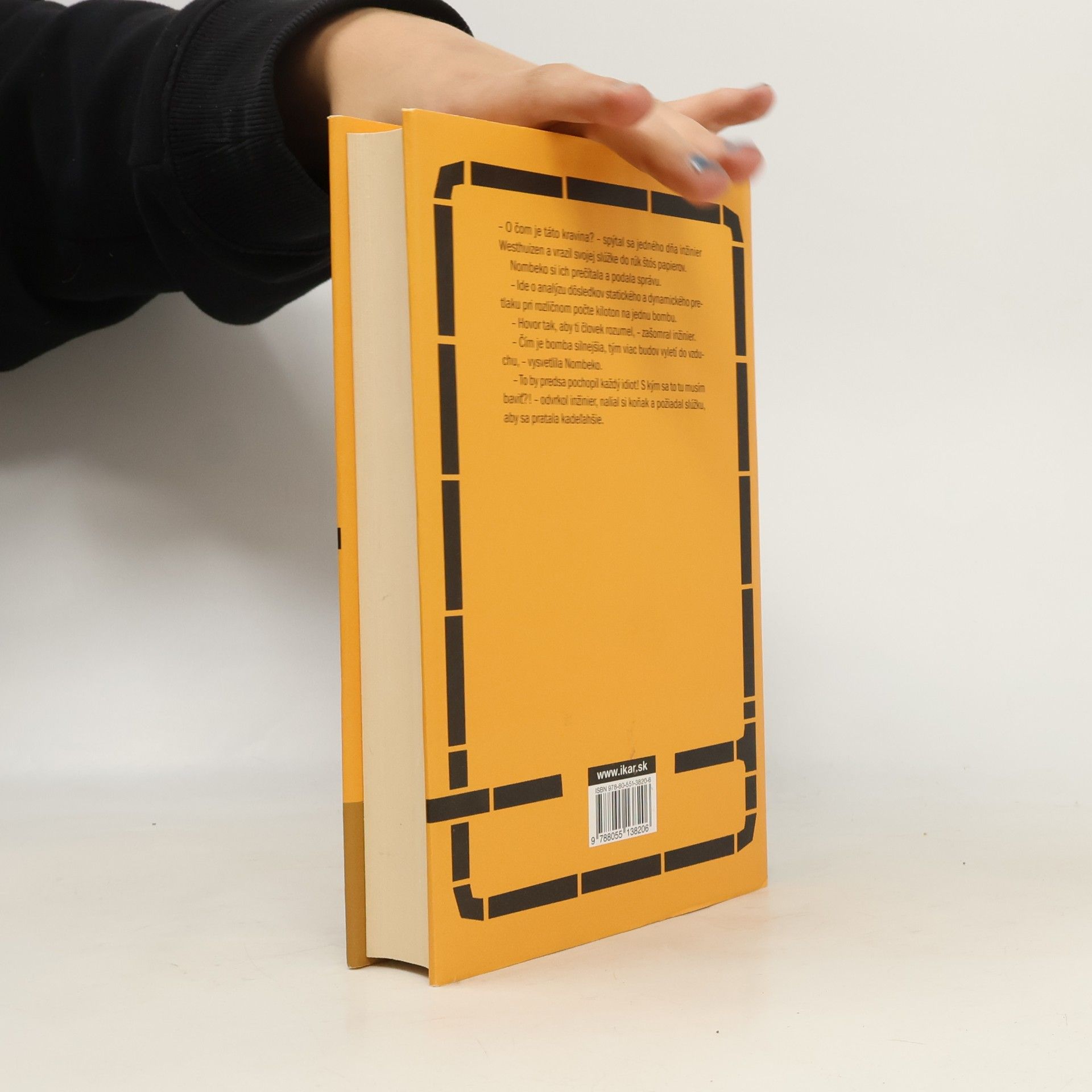 Jonas Jonasson Analfabetka, ktorá vedela počítať