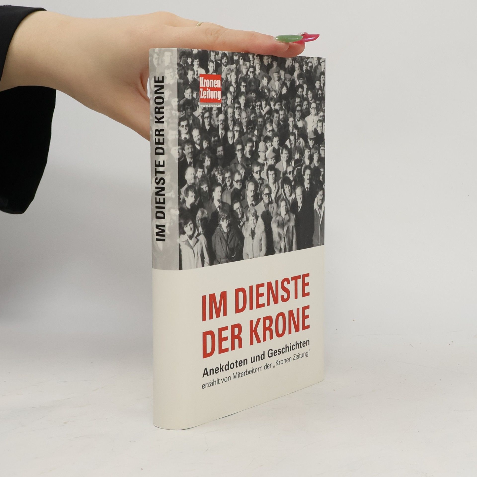Autorenkollektiv Im Dienste der Krone