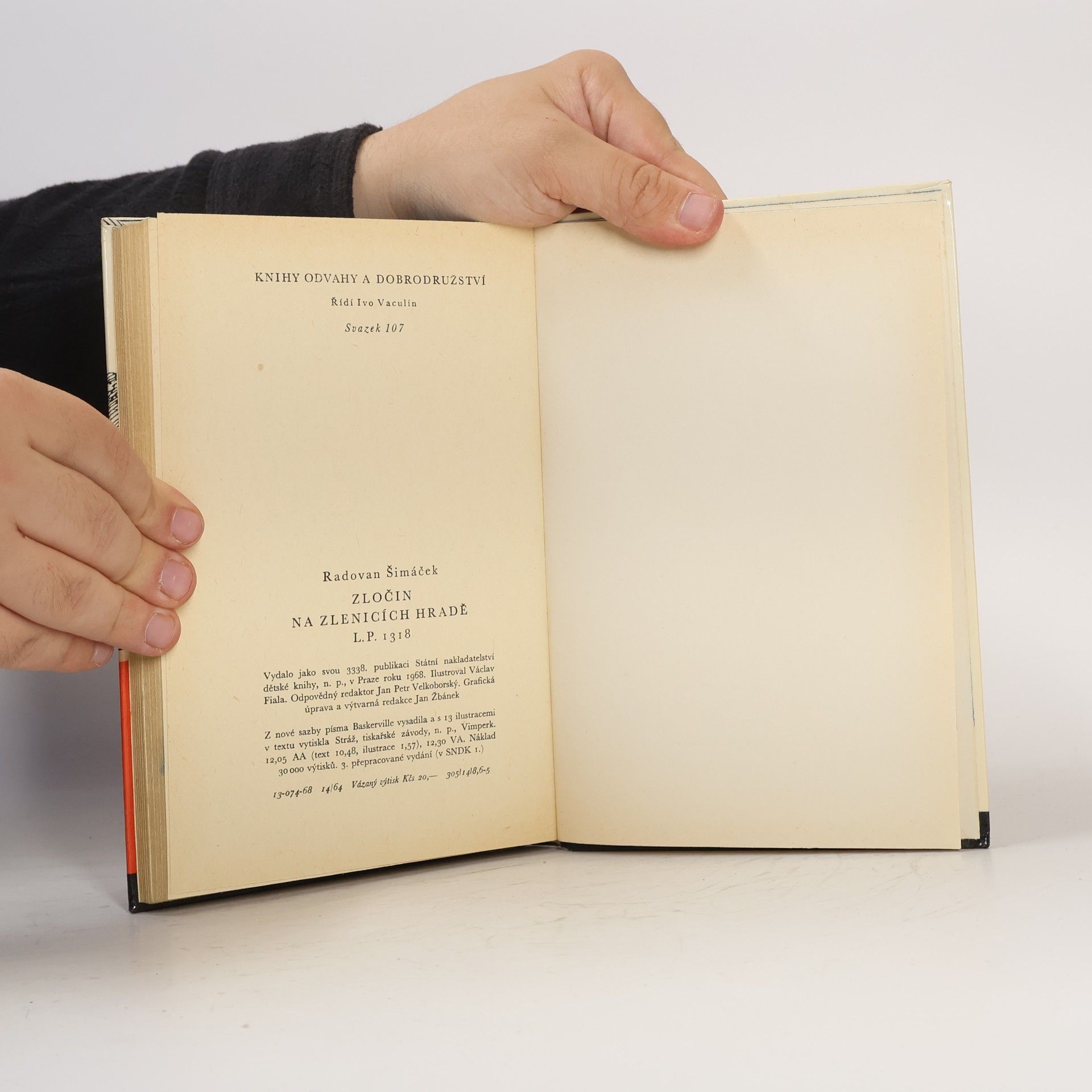 Radovan Šimáček Zločin na Zlenicích hradě L. P. 1318