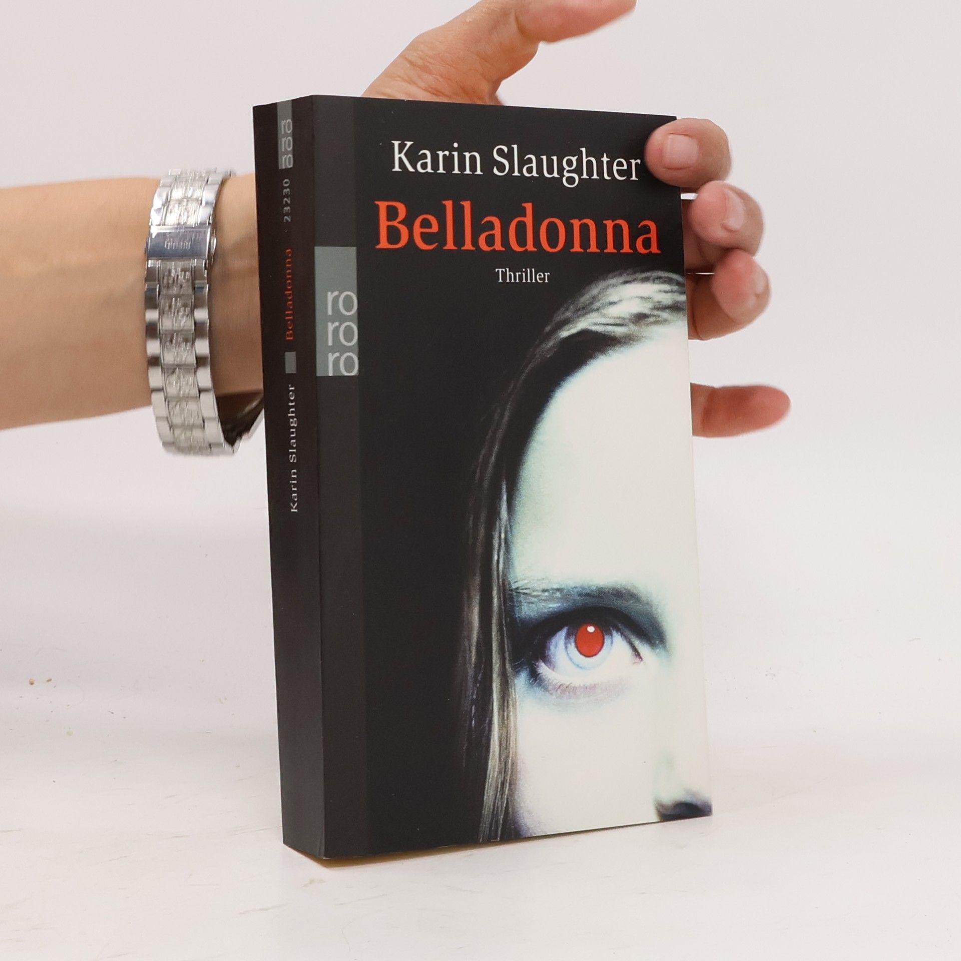 Karin Slaughter Belladonna