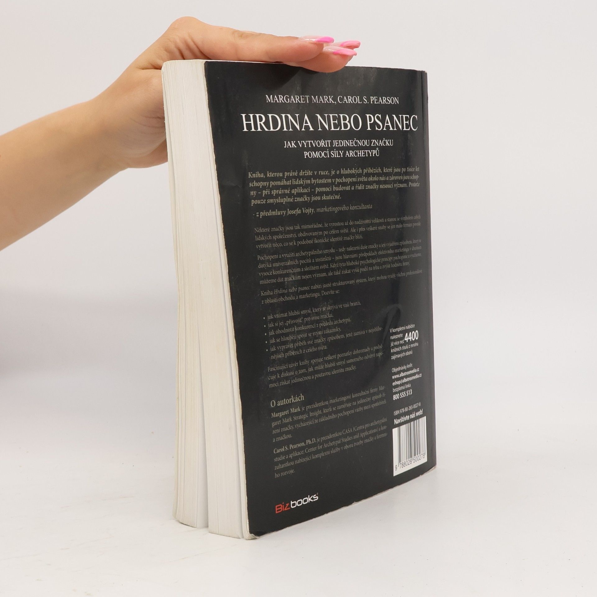 Margaret Mark Hrdina nebo psanec