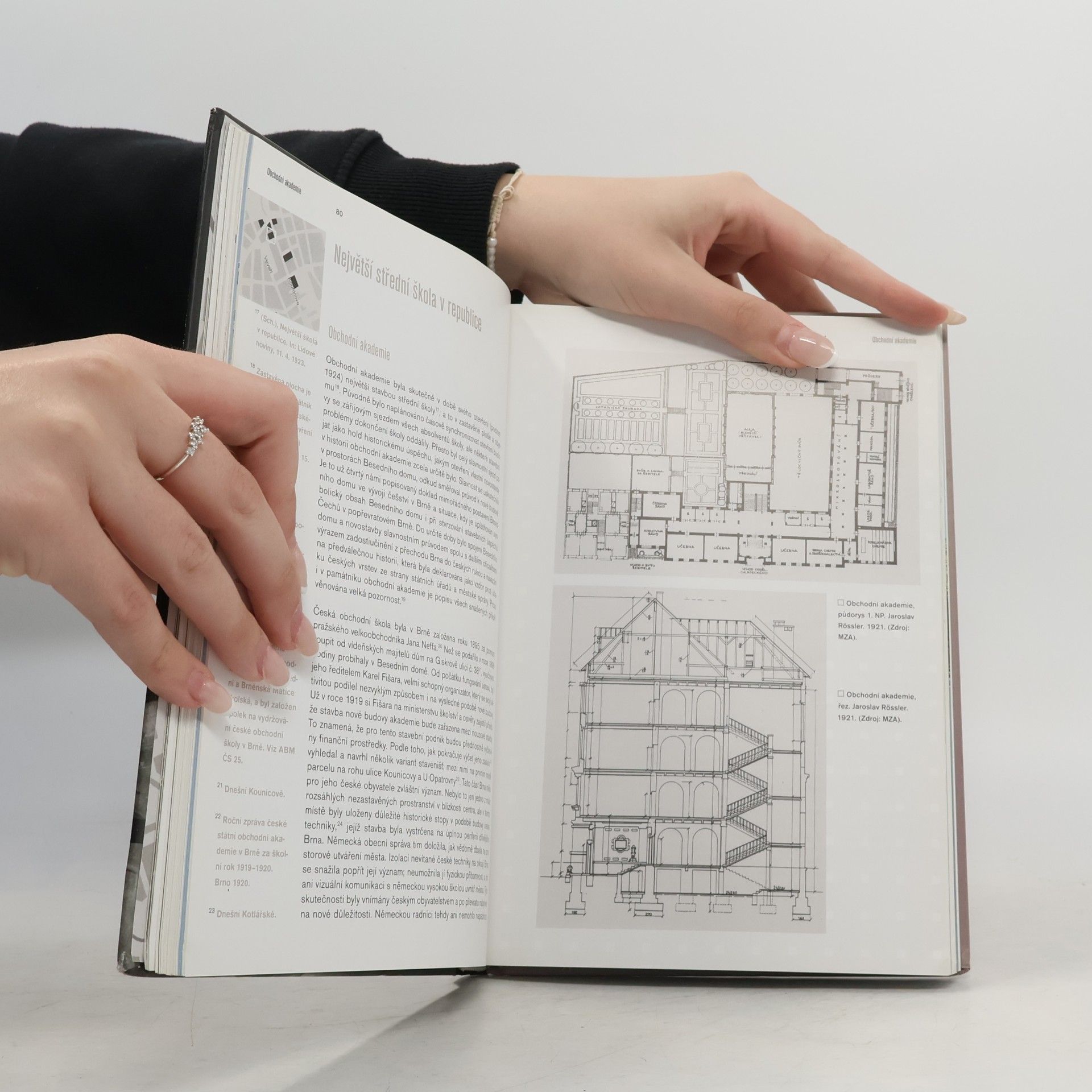 Rostislav Koryčánek Česká architektura v německém Brně : město jako ideální krajina nacionalismu