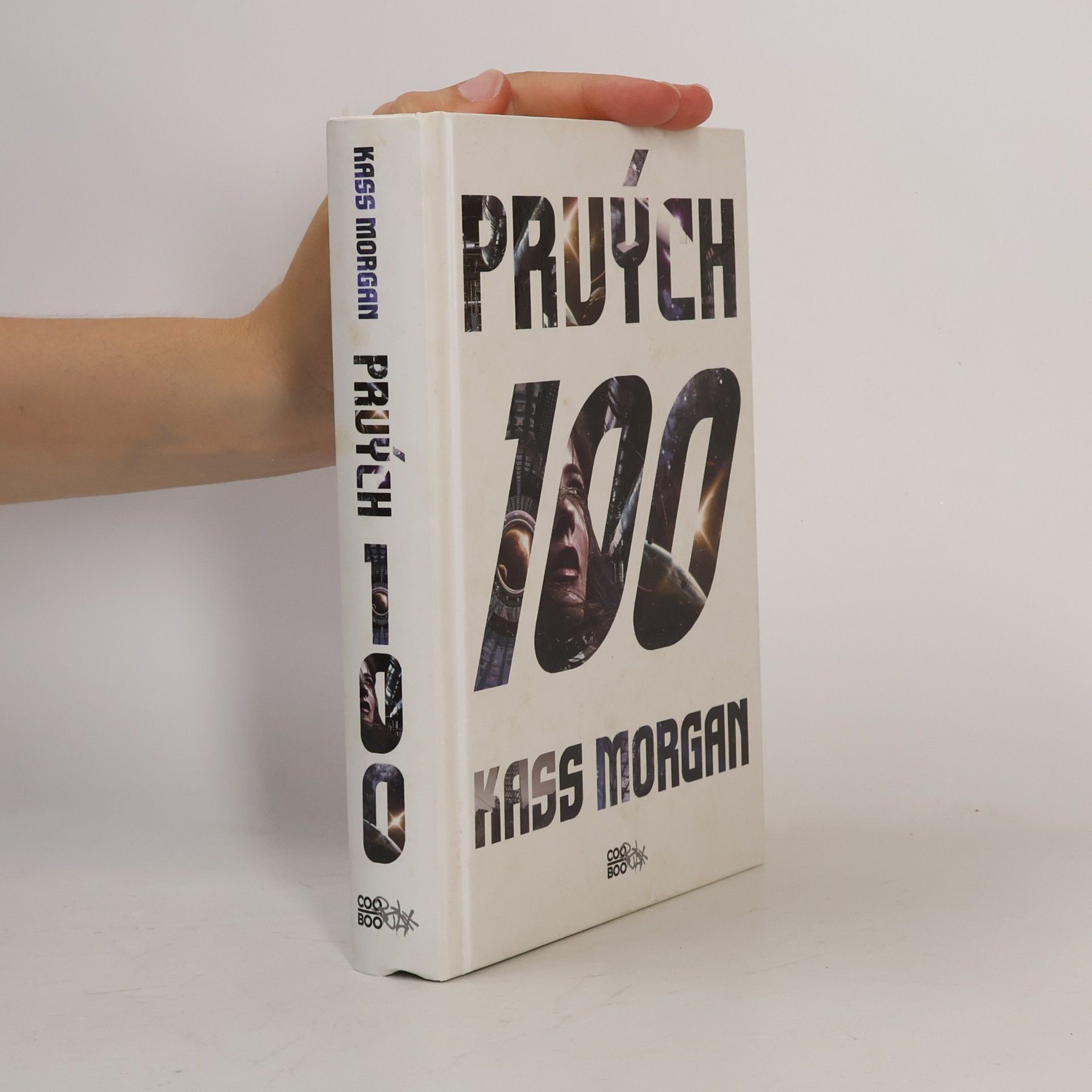 Kass Morgan Prvých 100