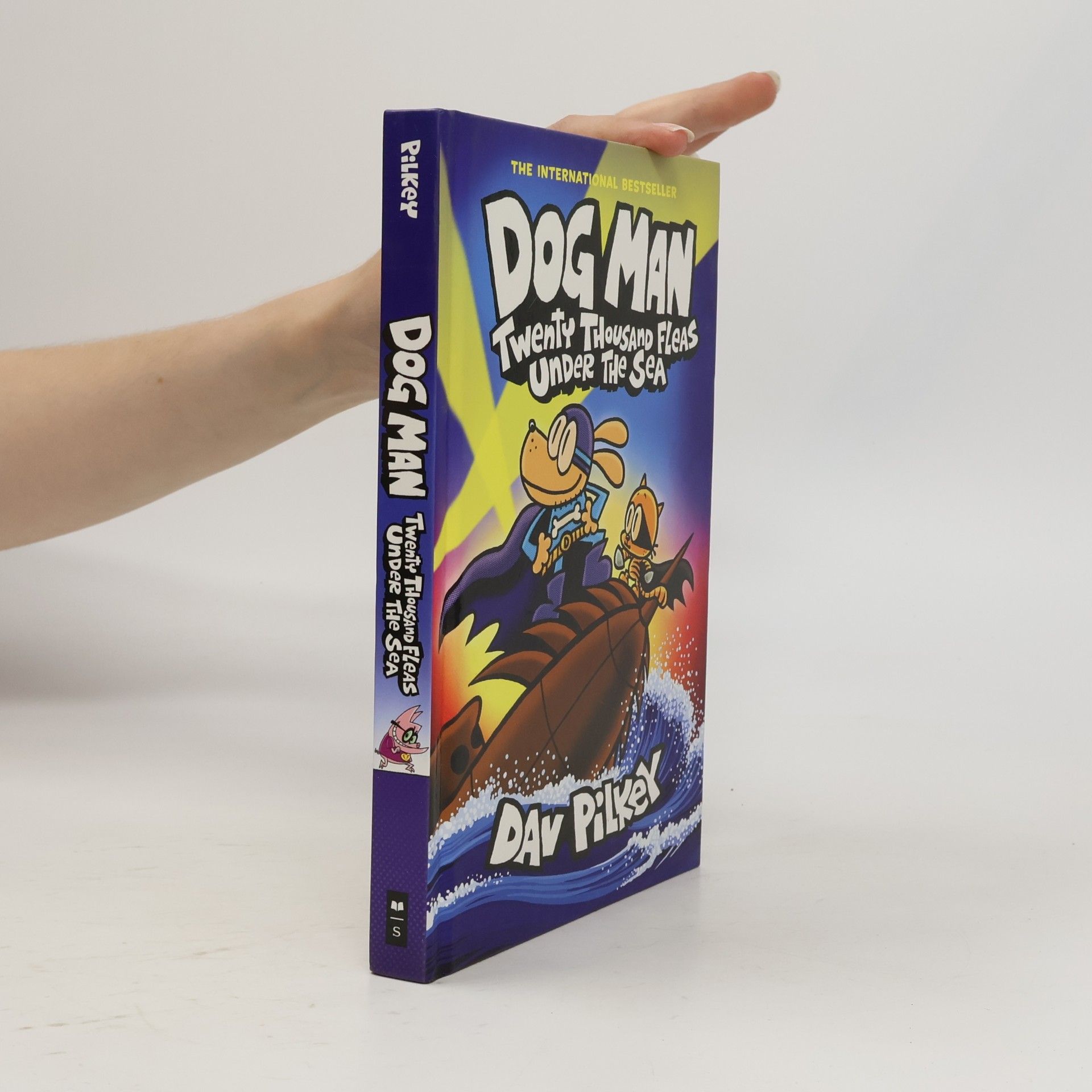 Dav Pilkey Dog Man 11: Twenty Thousand Fleas Under the Sea
