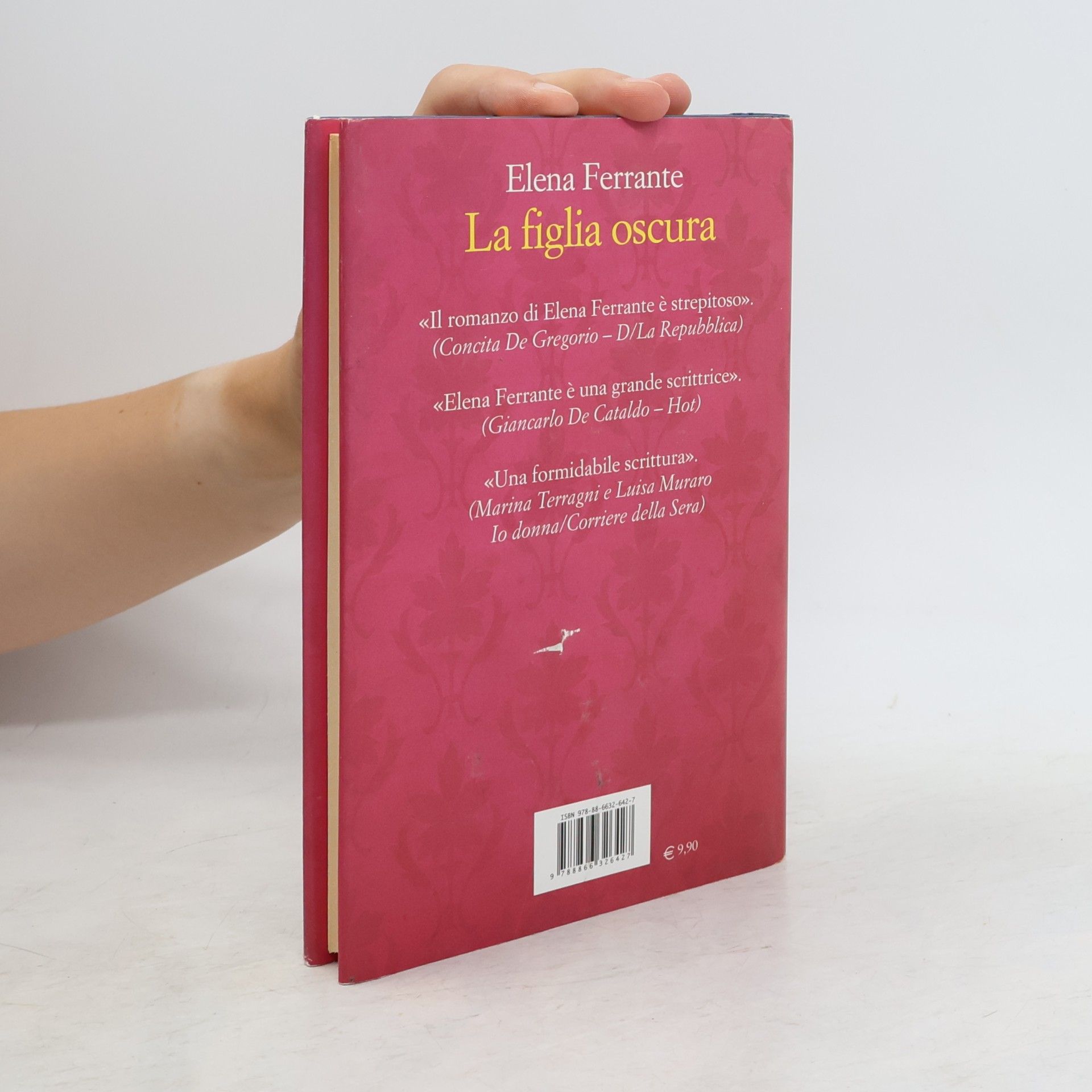 Elena Ferrante La figlia oscura