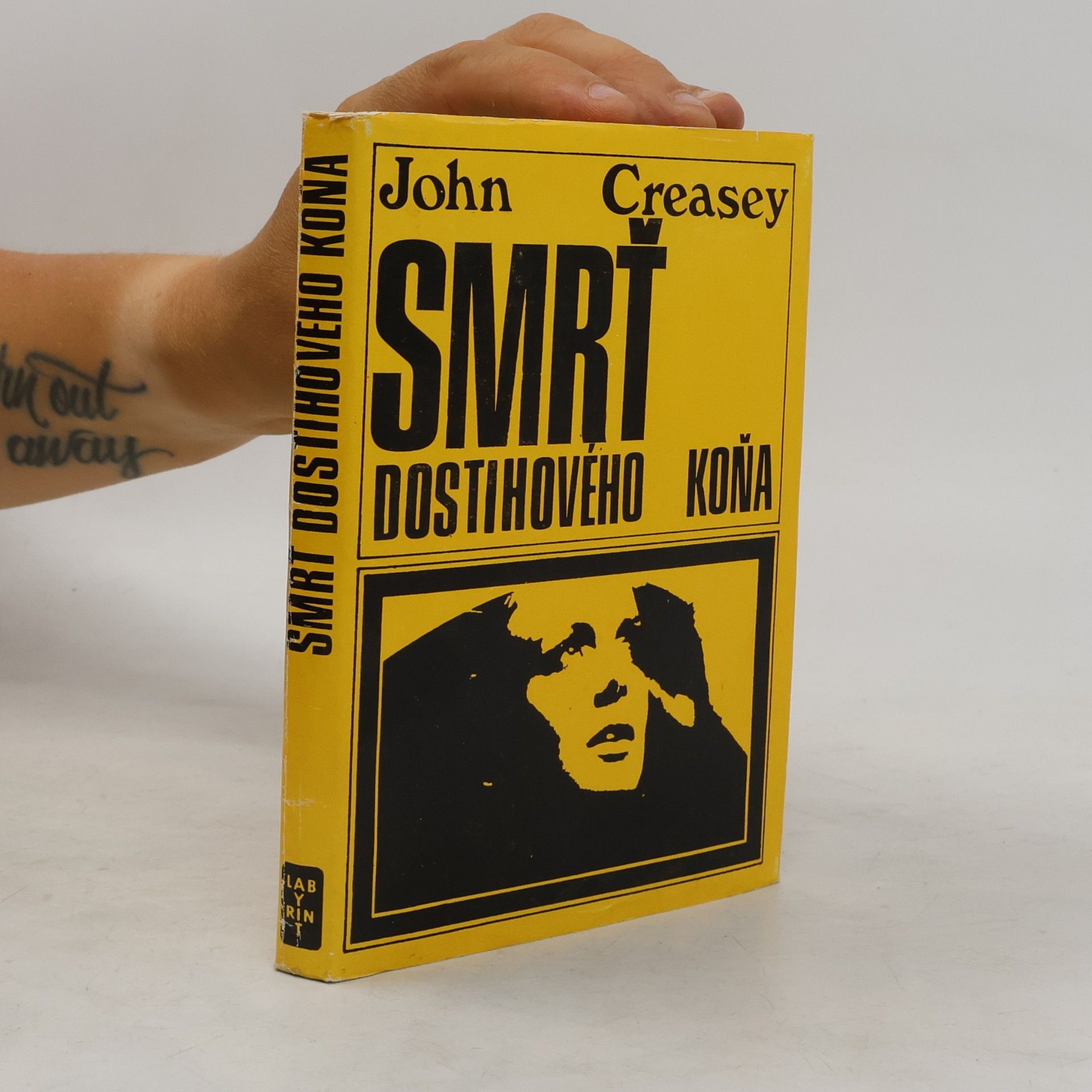 John Creasy Smrť dostihového koňa