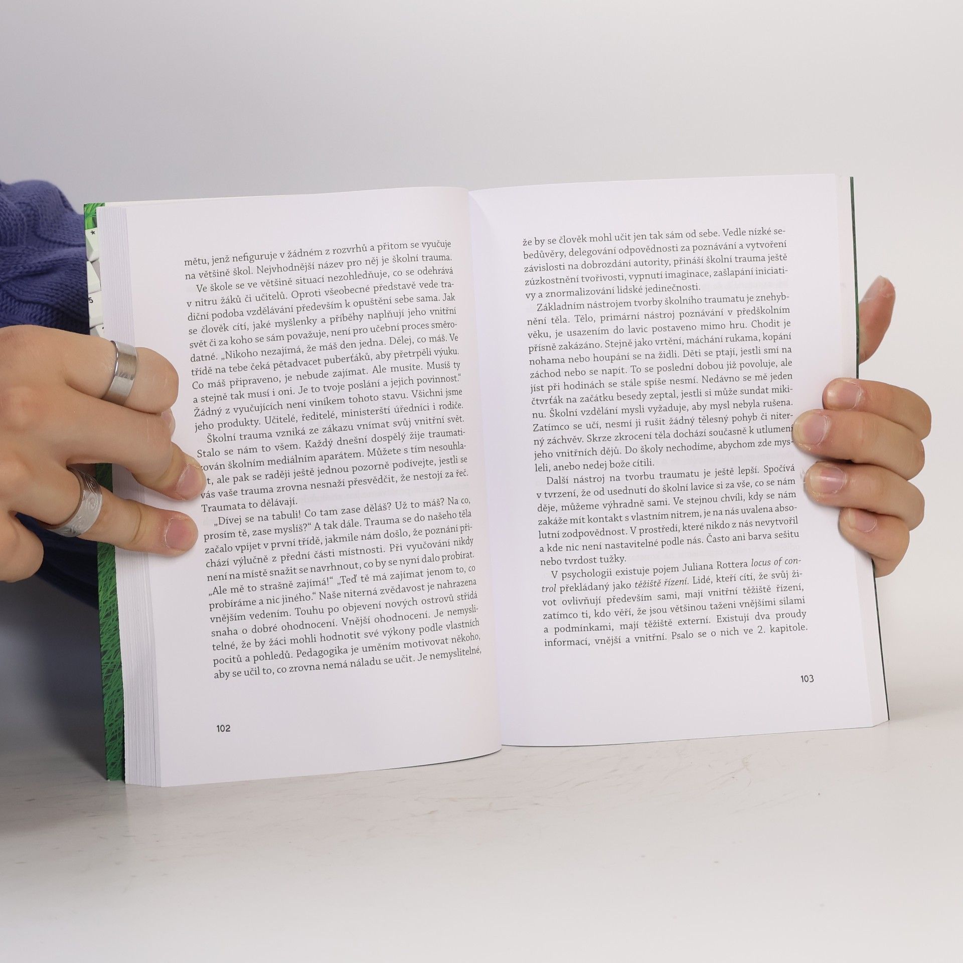 Jan Kršňák Digiděti : jak pečovat o děti, o něž současně pečují digitální technologie?