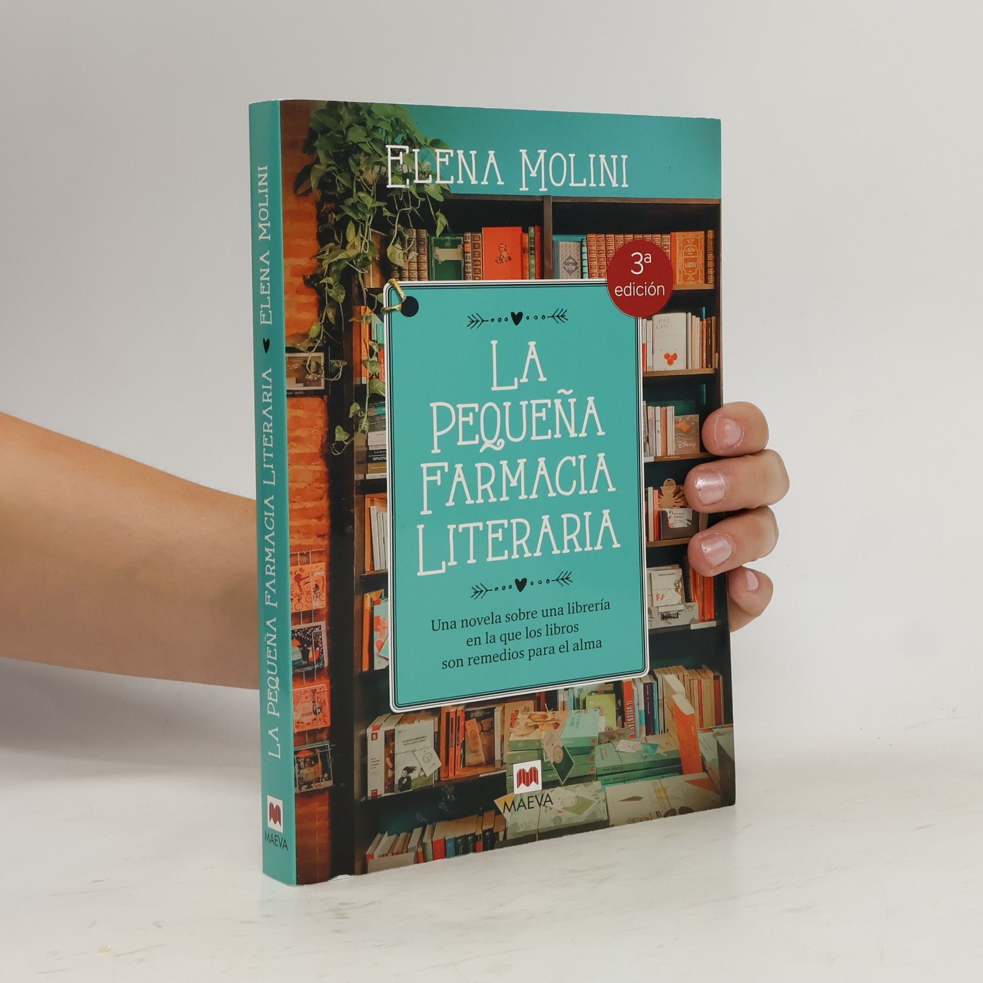 Elena Molini La pequeña farmacia literaria