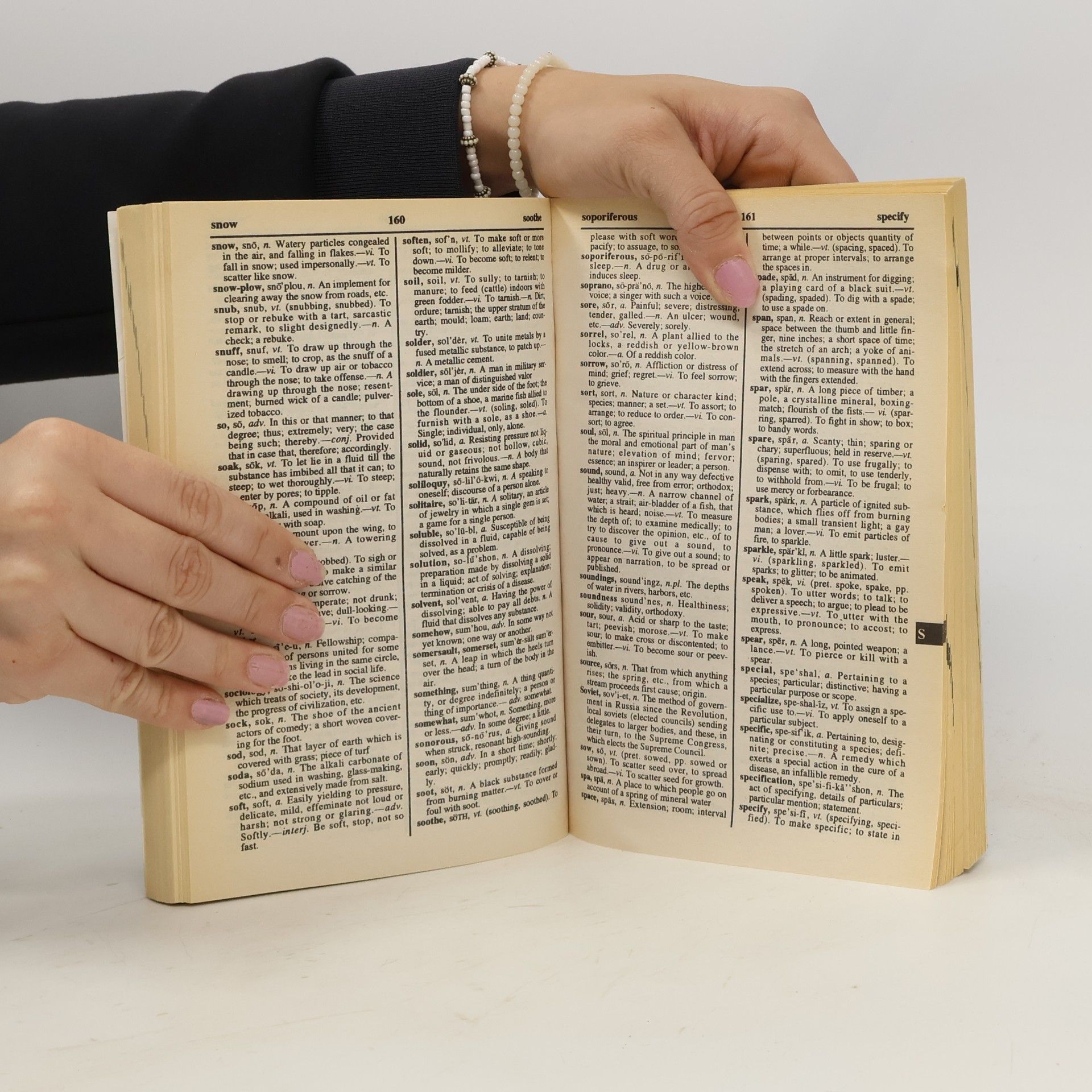 Autorenkollektiv Webster's Dictionary and Roget's Thesaurus