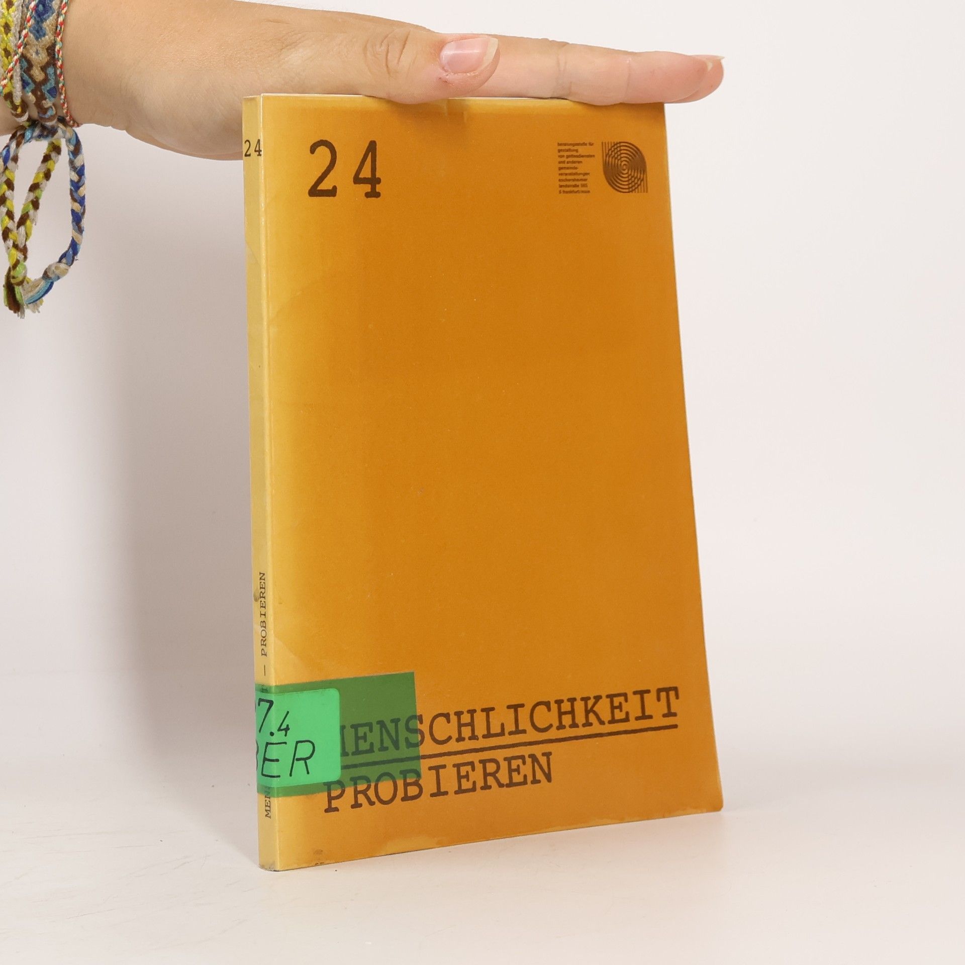 kolektiv Menschlichkeit probieren 24