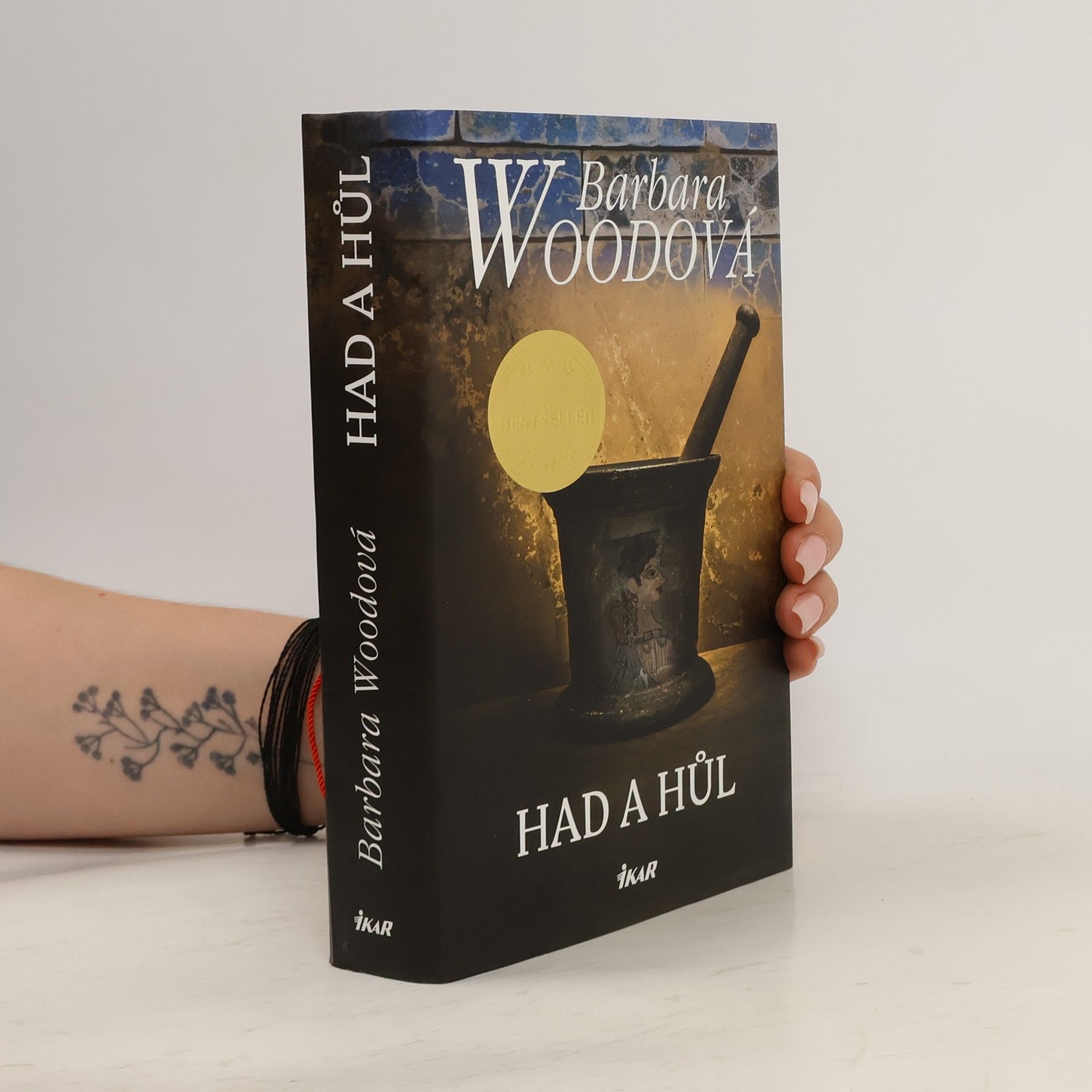 Barbara Wood Had a hůl