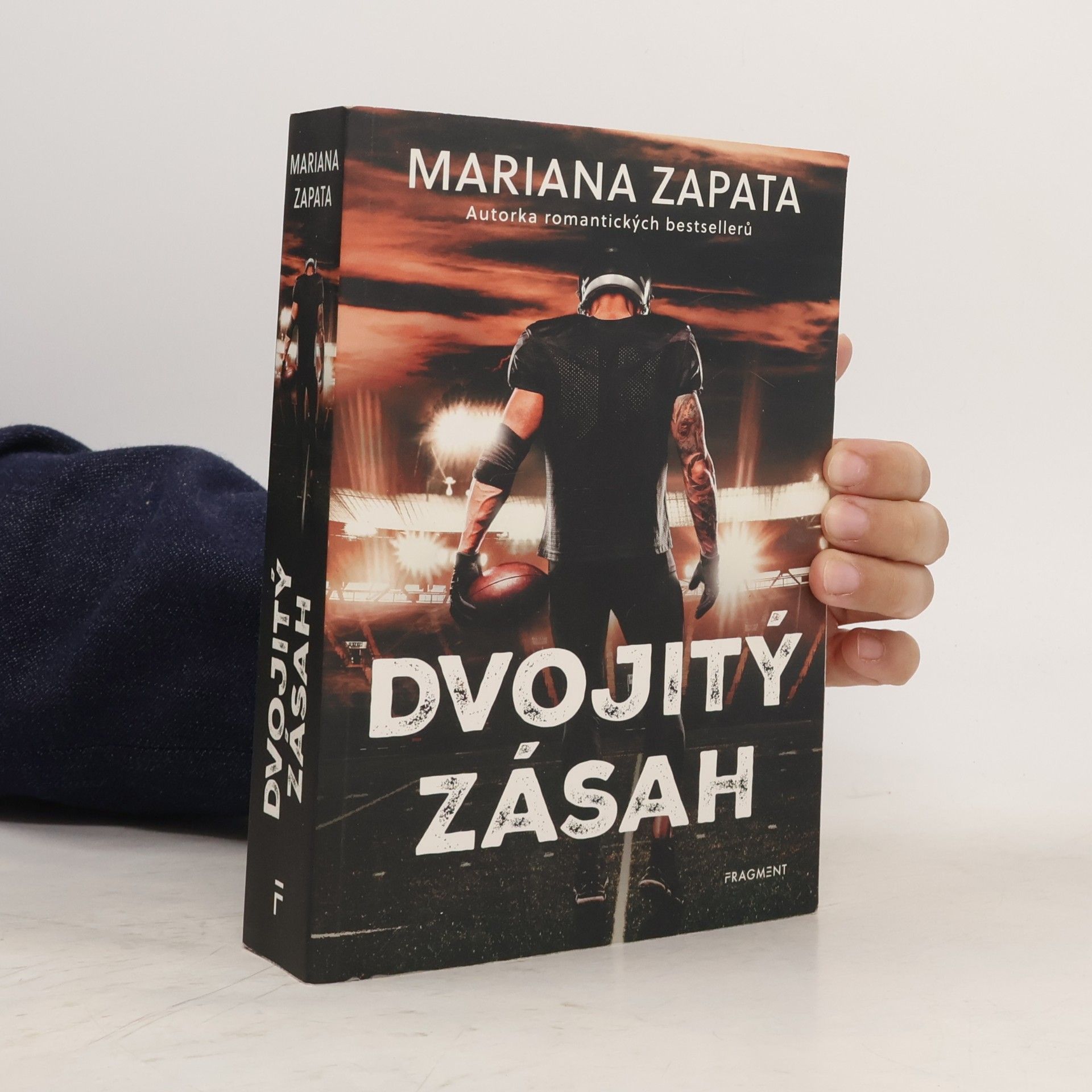 Mariana Zapata Dvojitý zásah