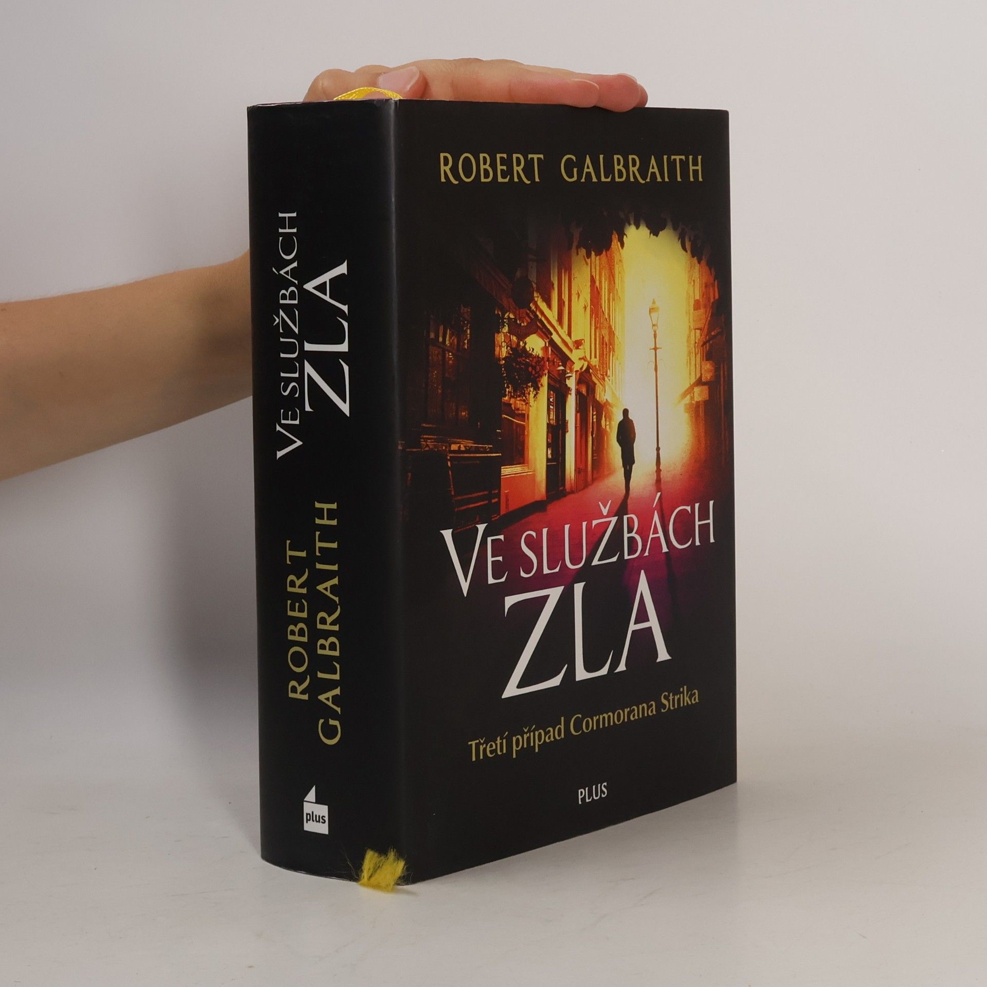 Joanne K. Rowlingová Ve službách zla