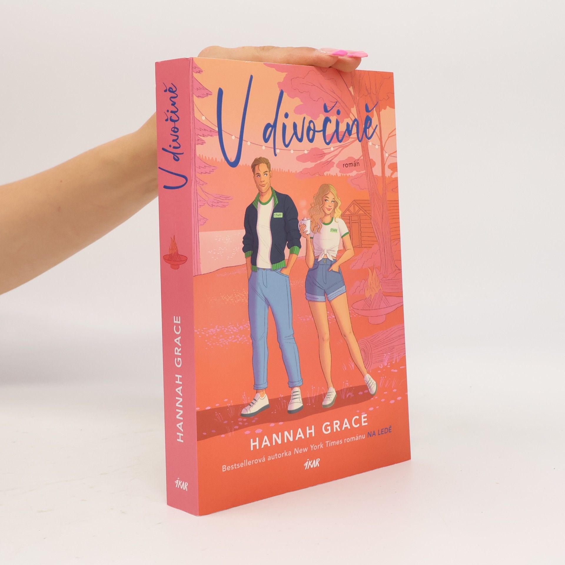 Hannah Grace V divočině