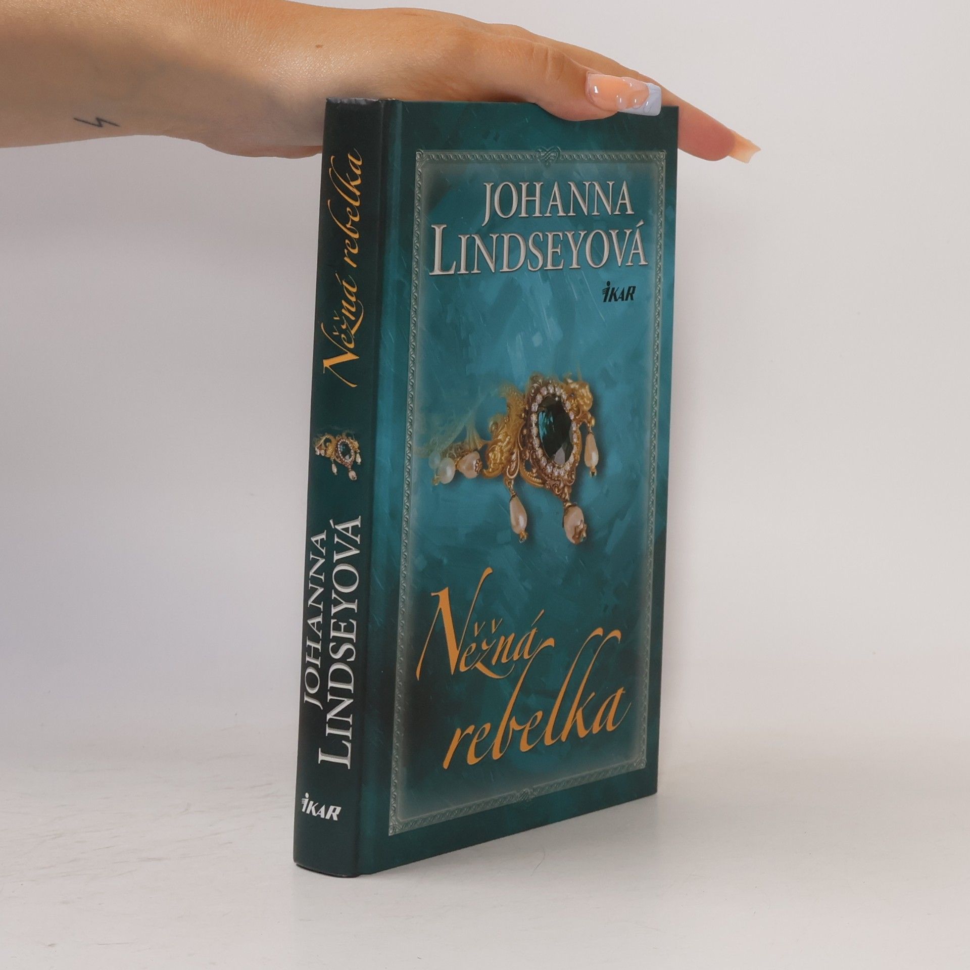 Johanna Lindsey Něžná rebelka