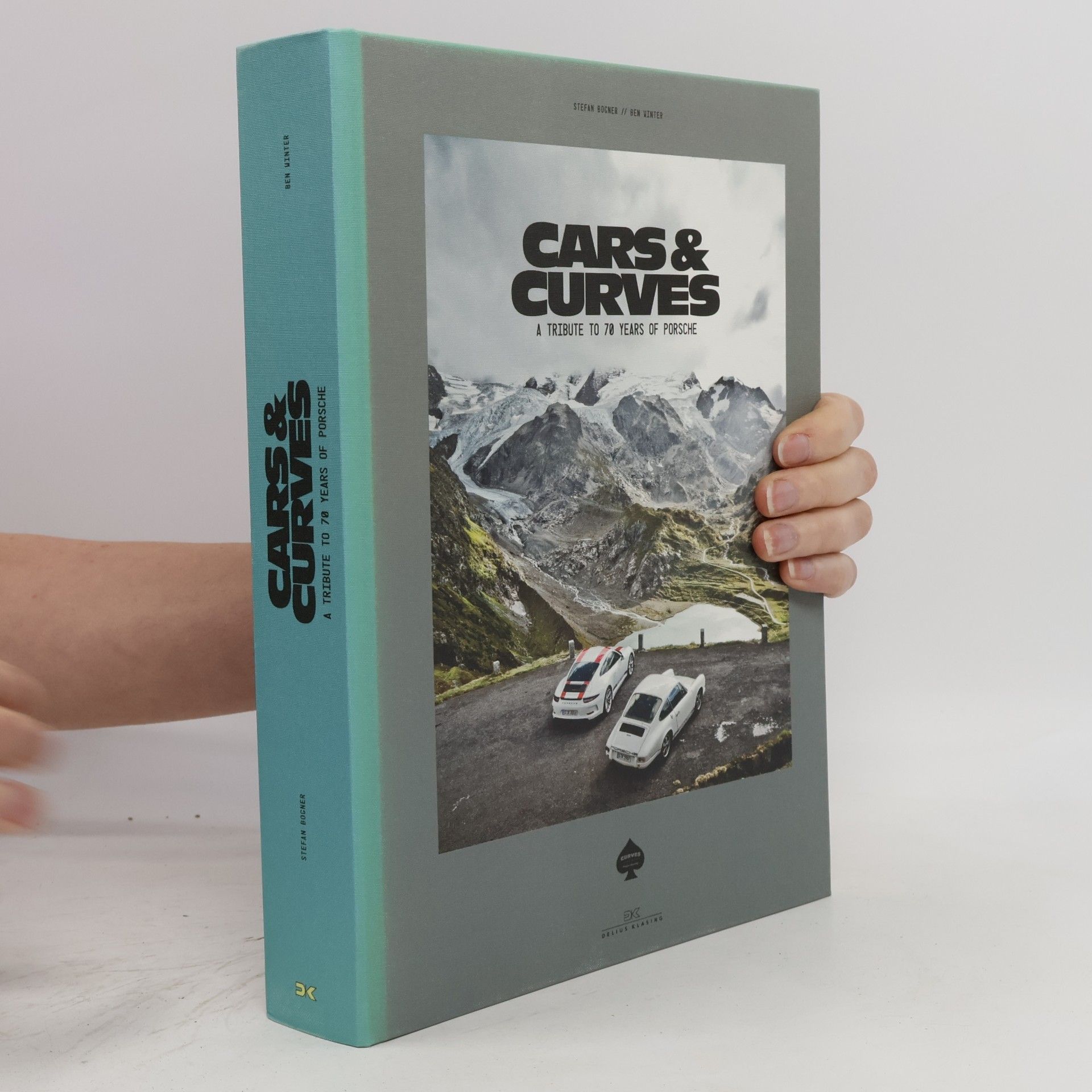 Cars & curves 1