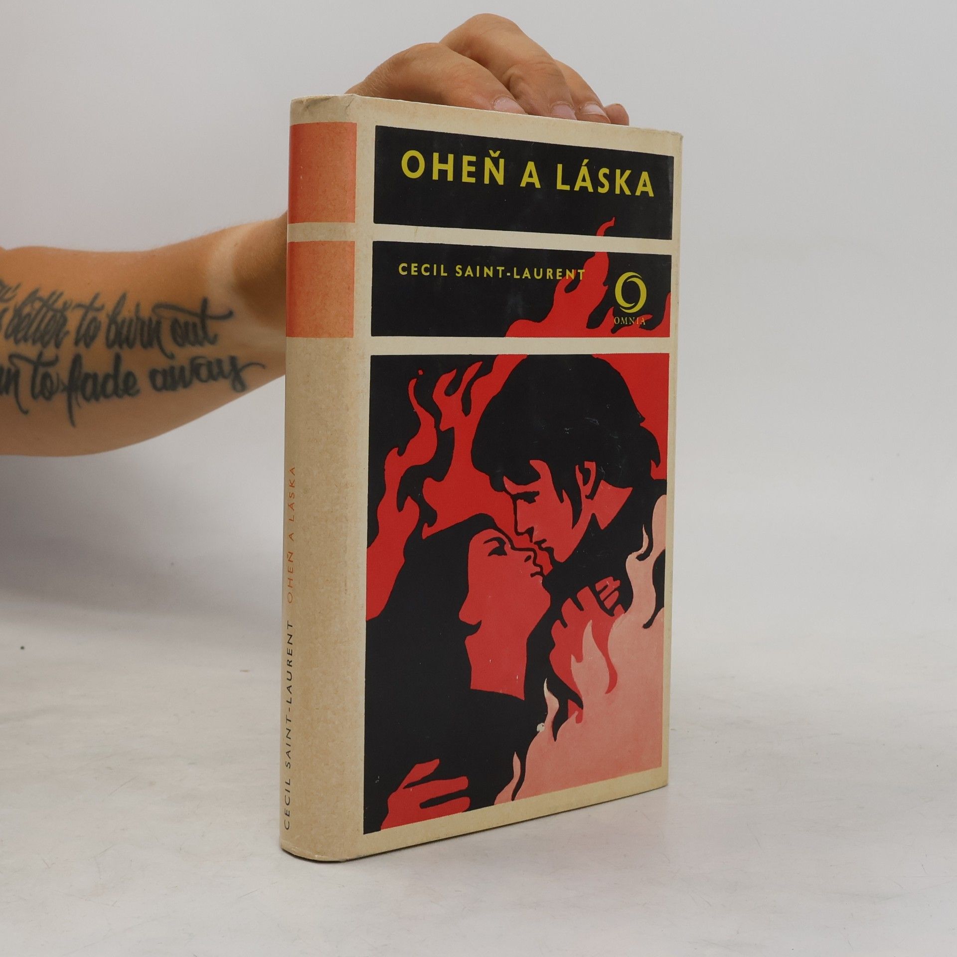 Cécil Saint-Laurent Oheň a láska