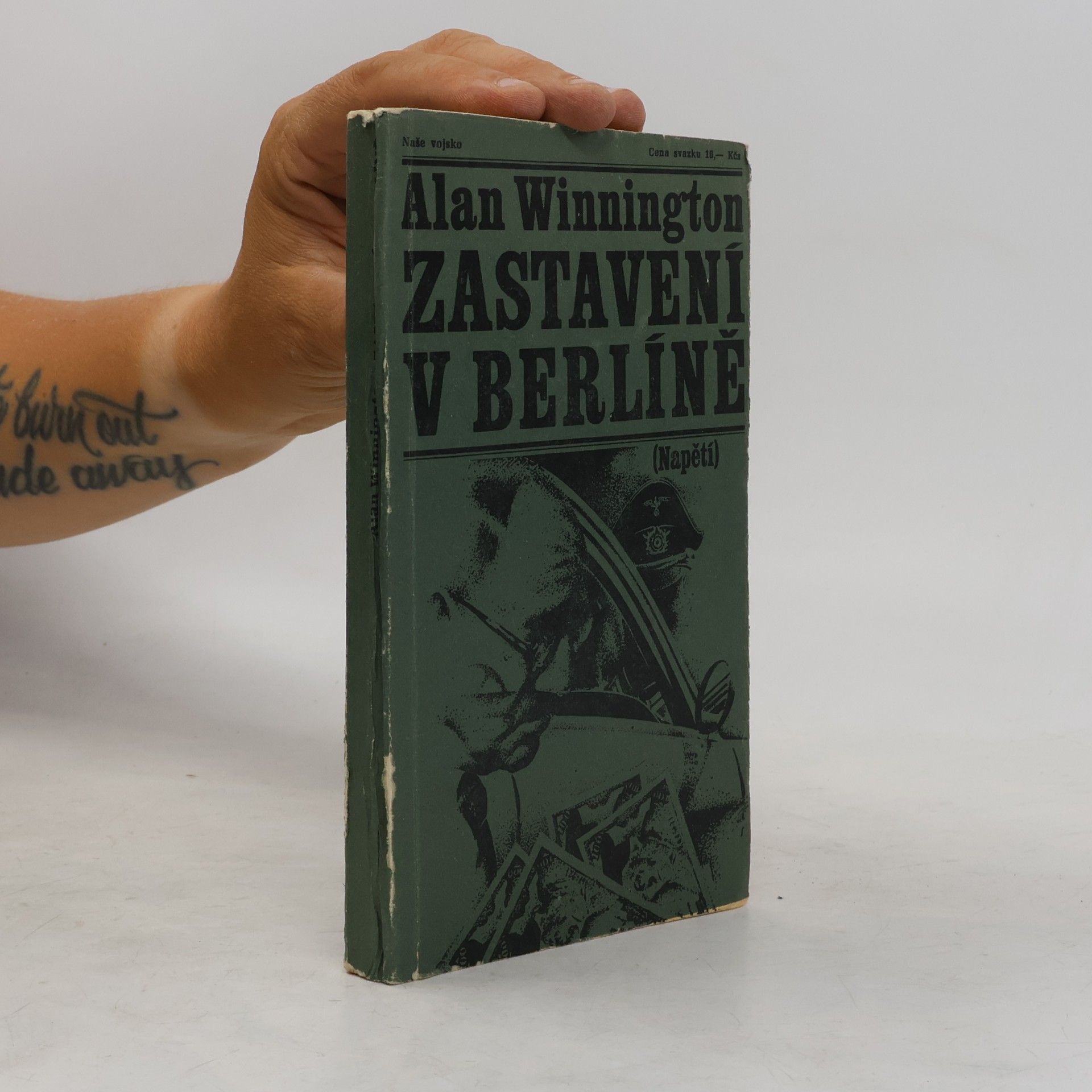 Alan Winnington Zastavení v Berlíně