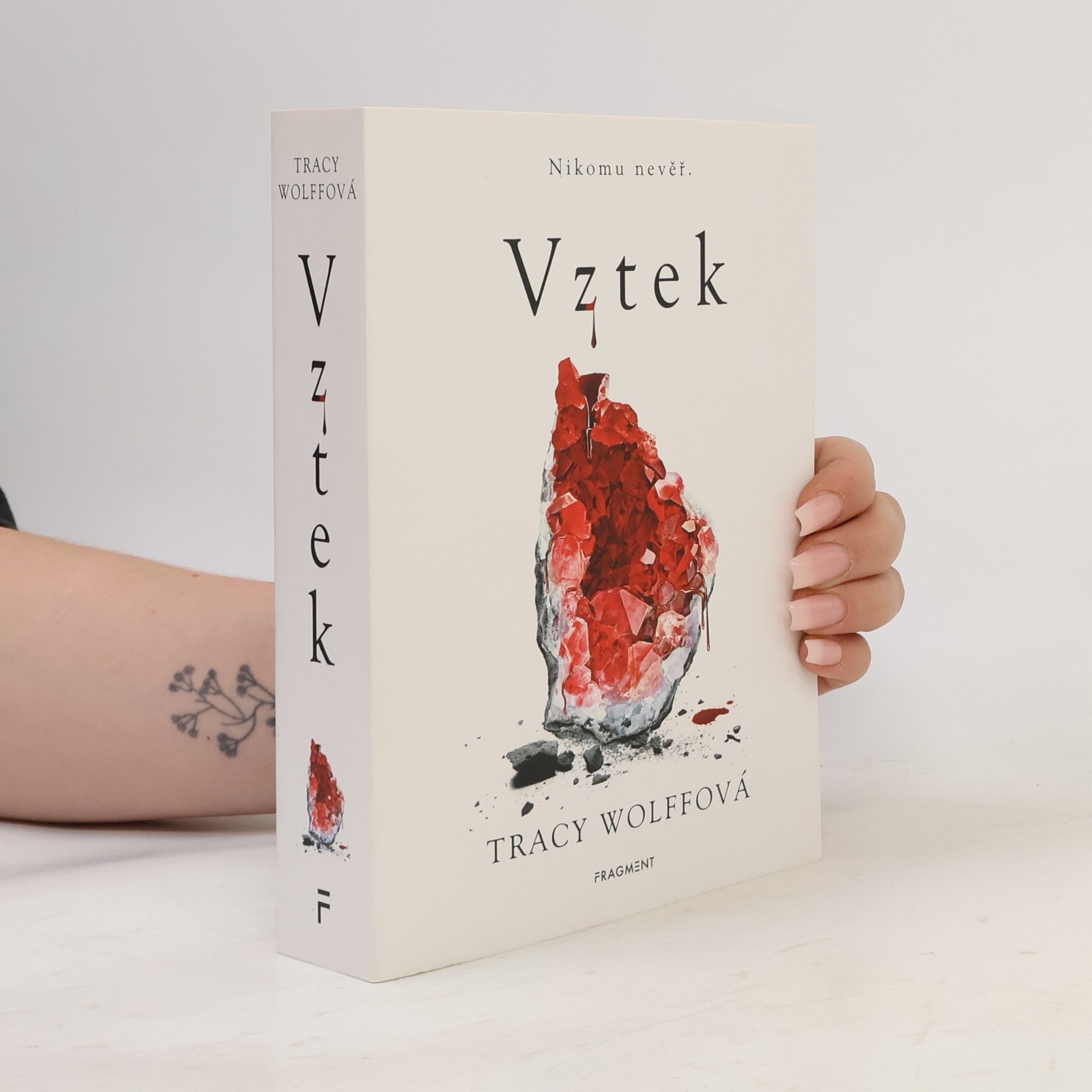 Tracy Wolff Vztek