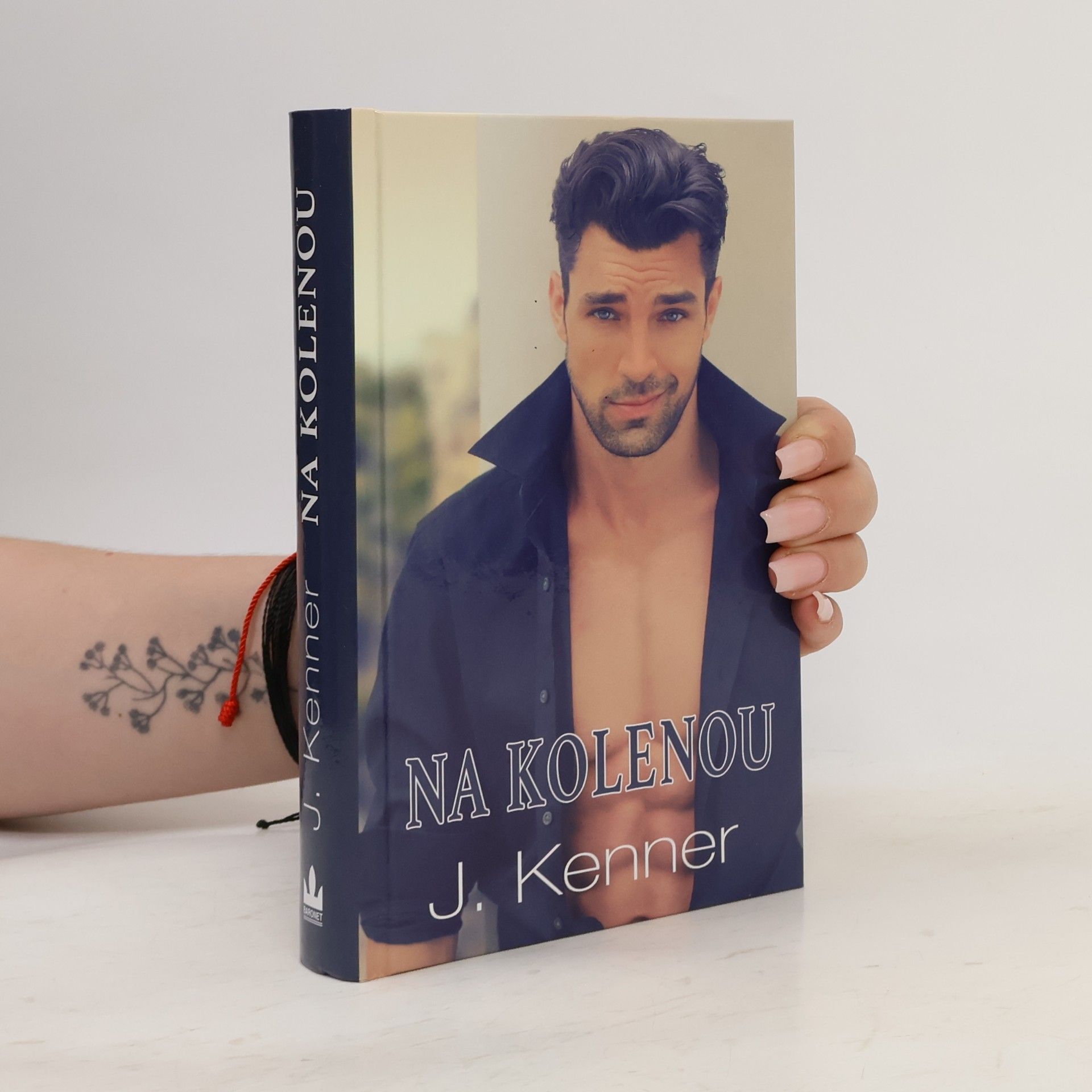 Na kolenou