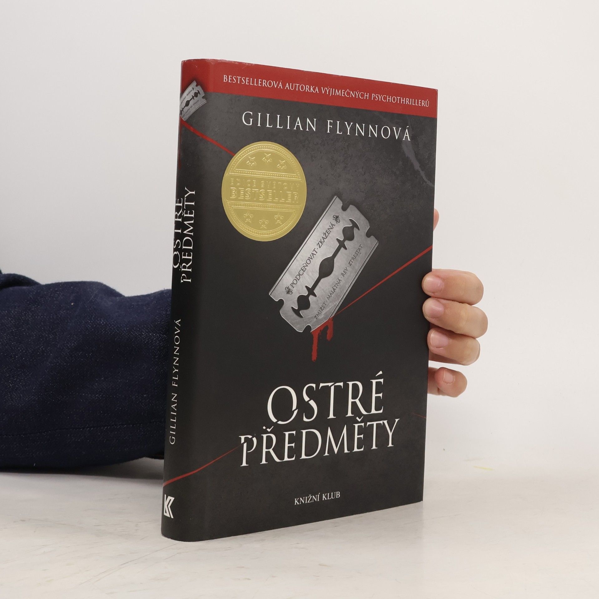 Gillian Flynn Ostré předměty