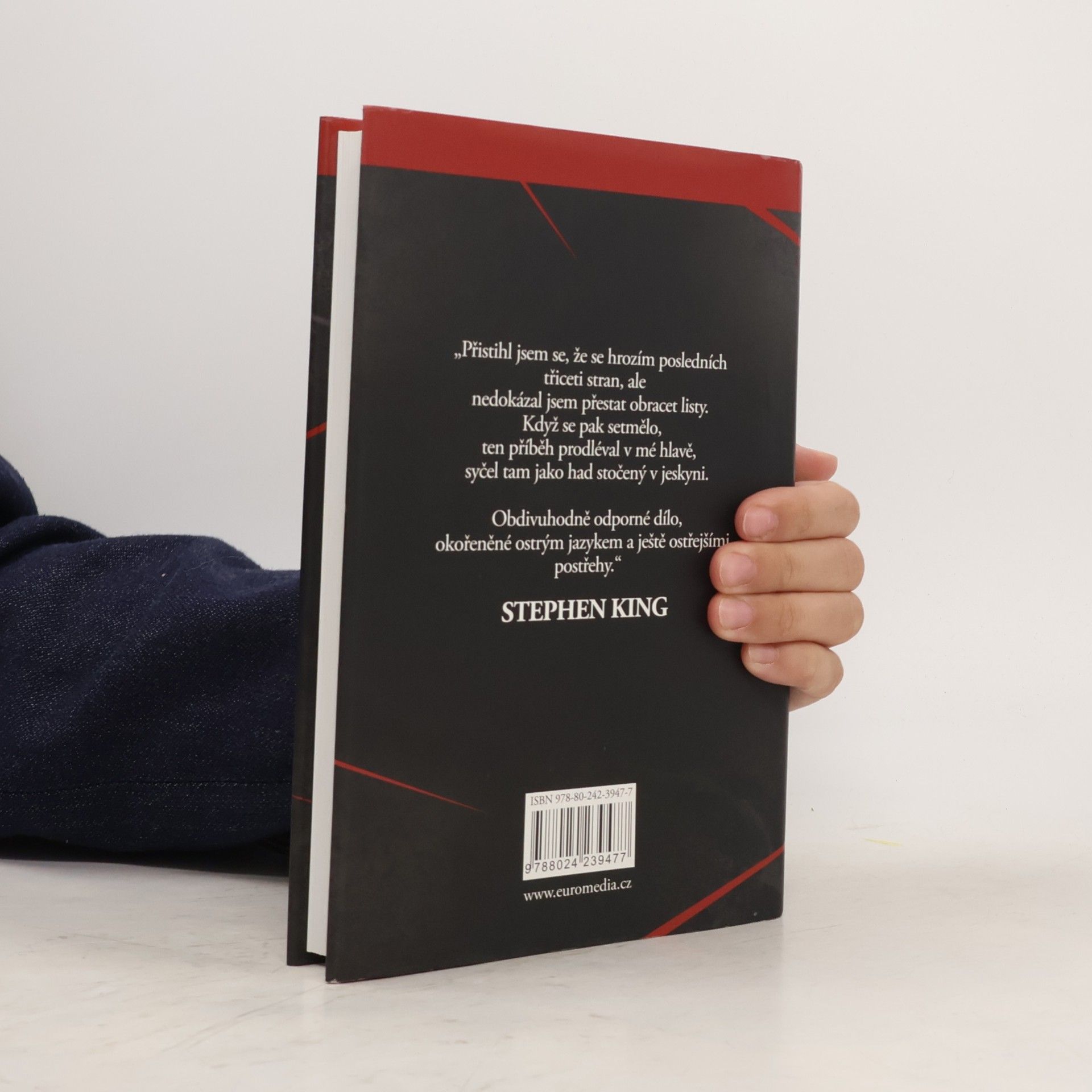 Gillian Flynn Ostré předměty