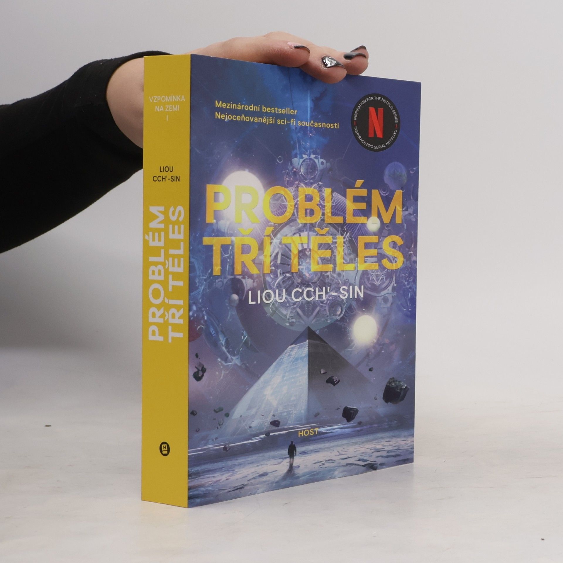 Cixin Liu Problém tří těles
