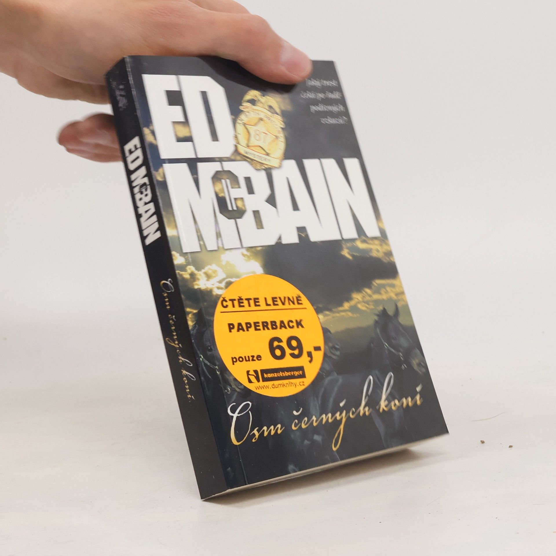 Ed McBain Osm černých koní
