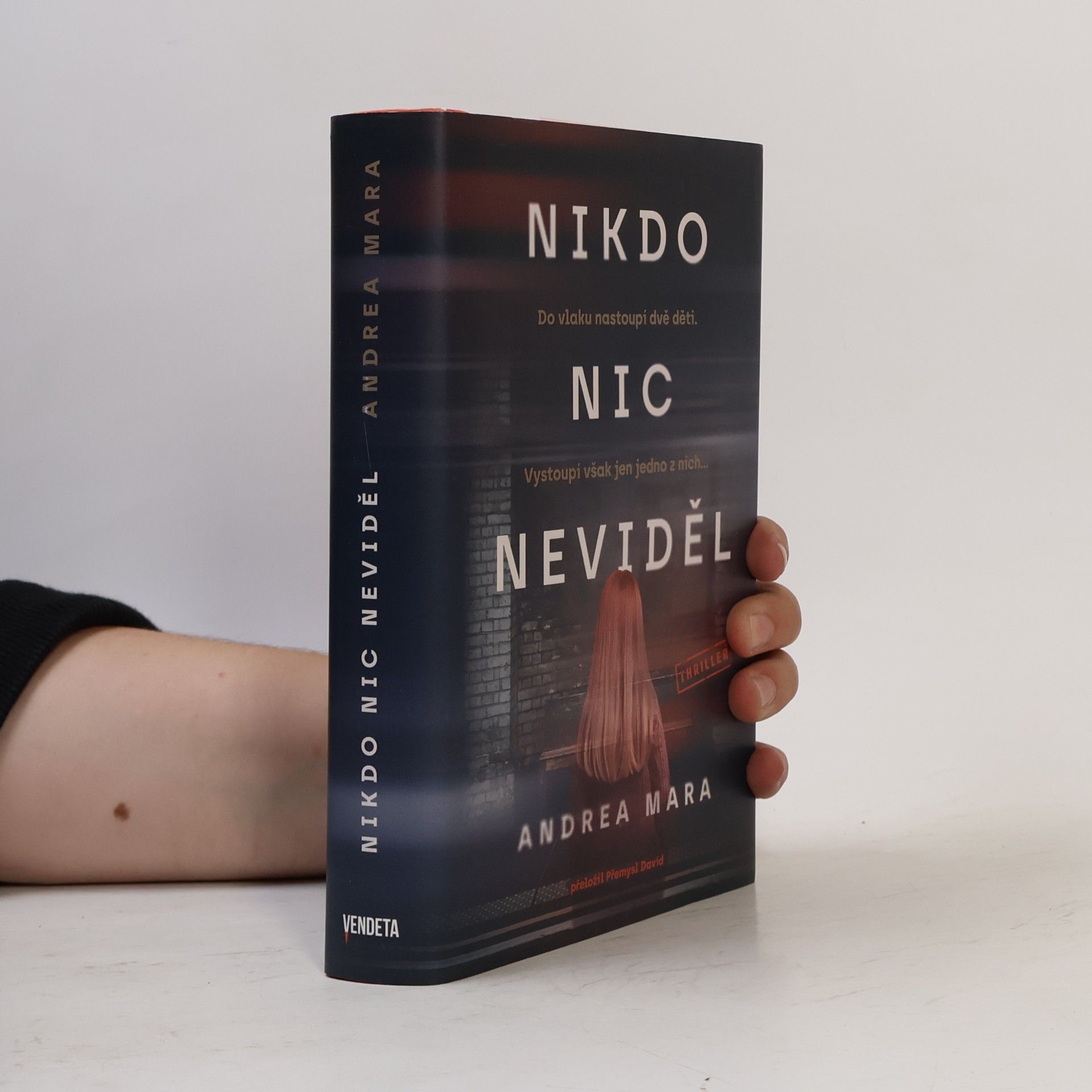 Andrea Mara Nikdo nic neviděl
