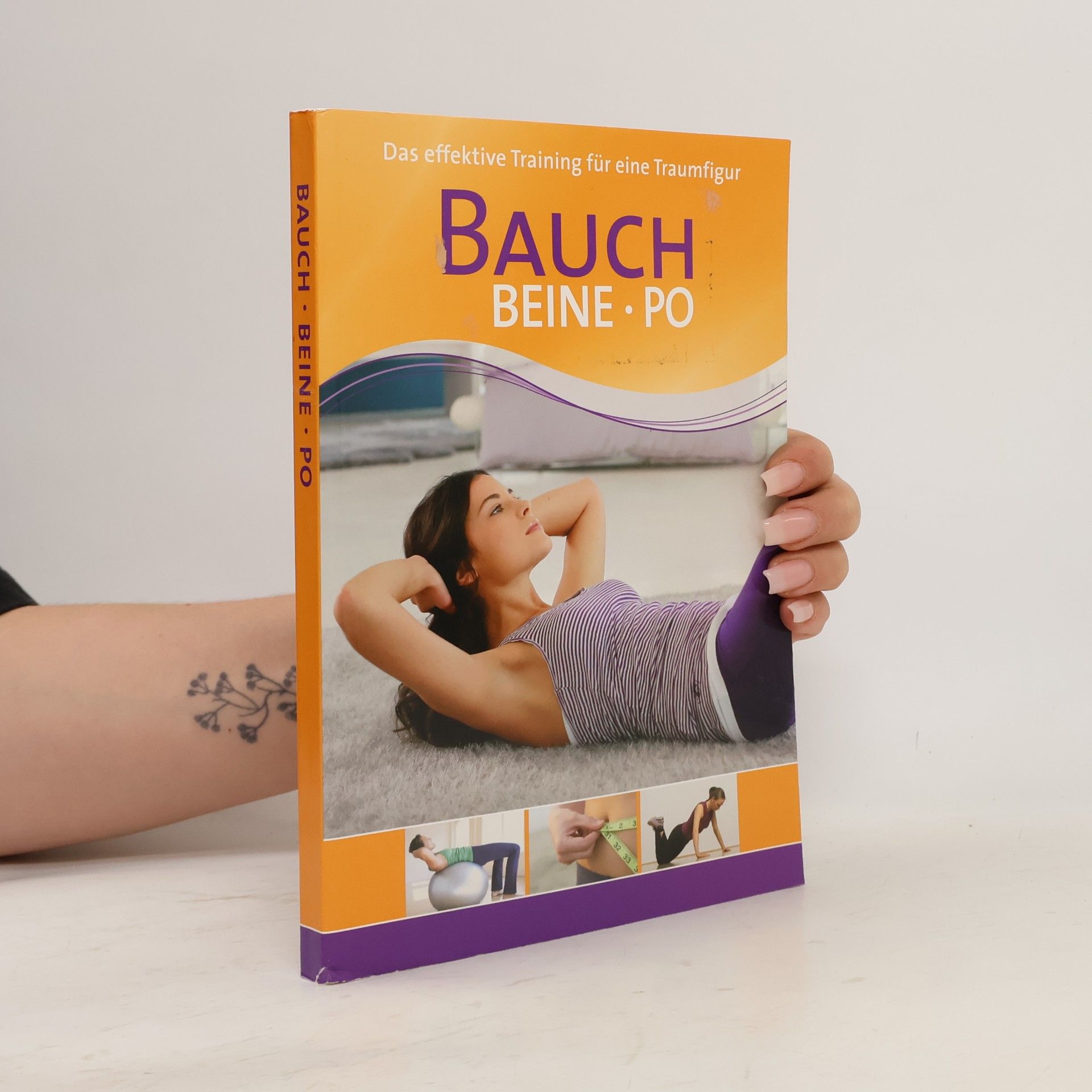 Christa G. Traczinski Bauch, Beine, Po