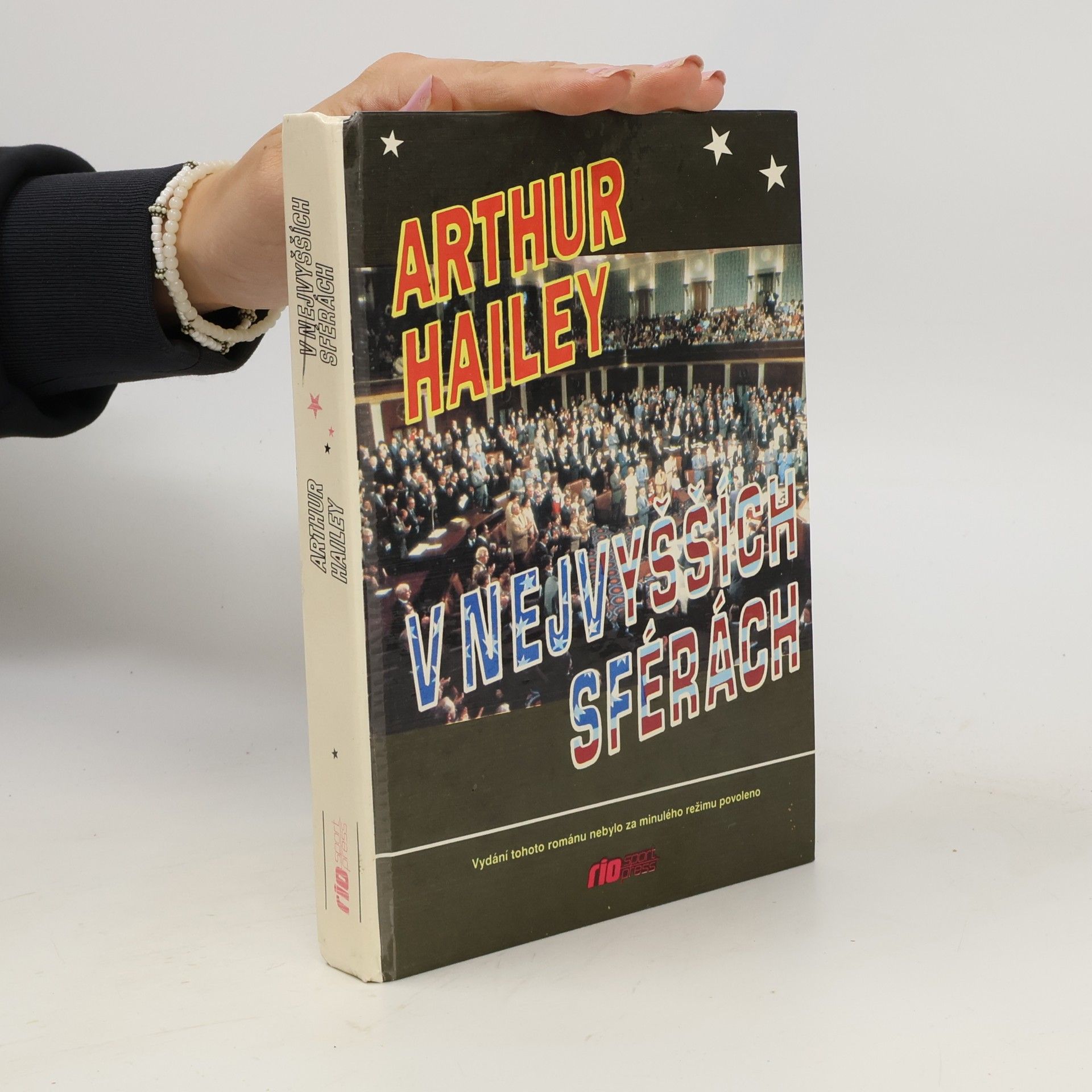Arthur Hailey V nejvyšších sférách