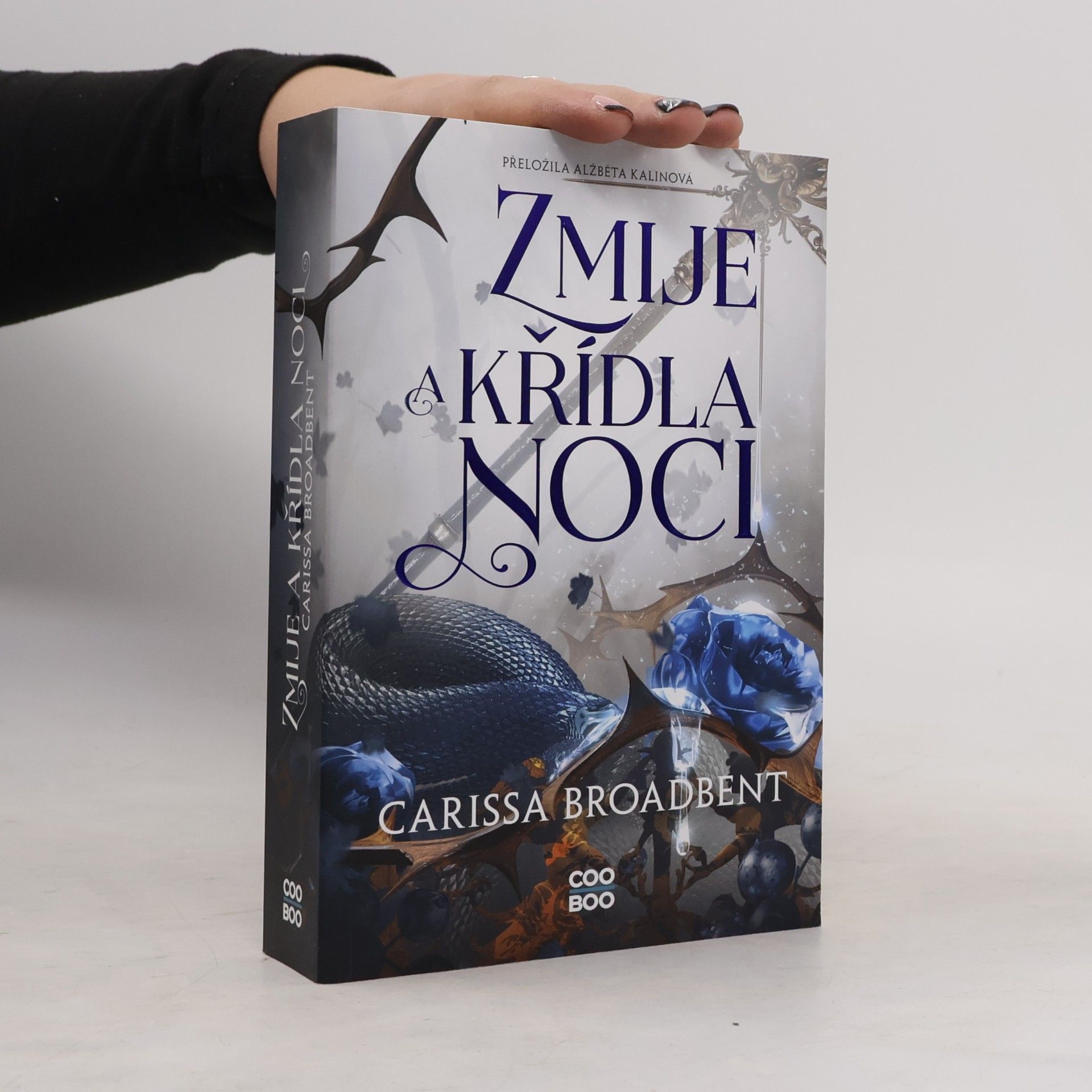Carissa Broadbent Zmije a křídla noci