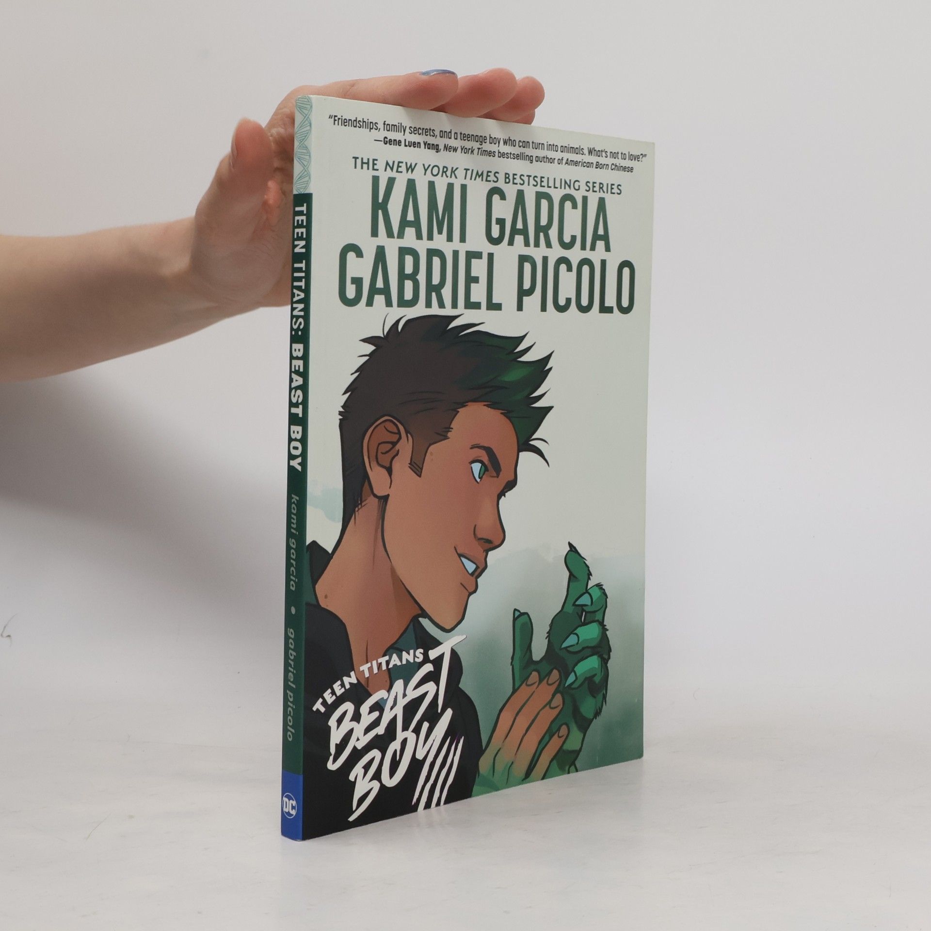 Kami Garcia Teen Titans: Beast Boy