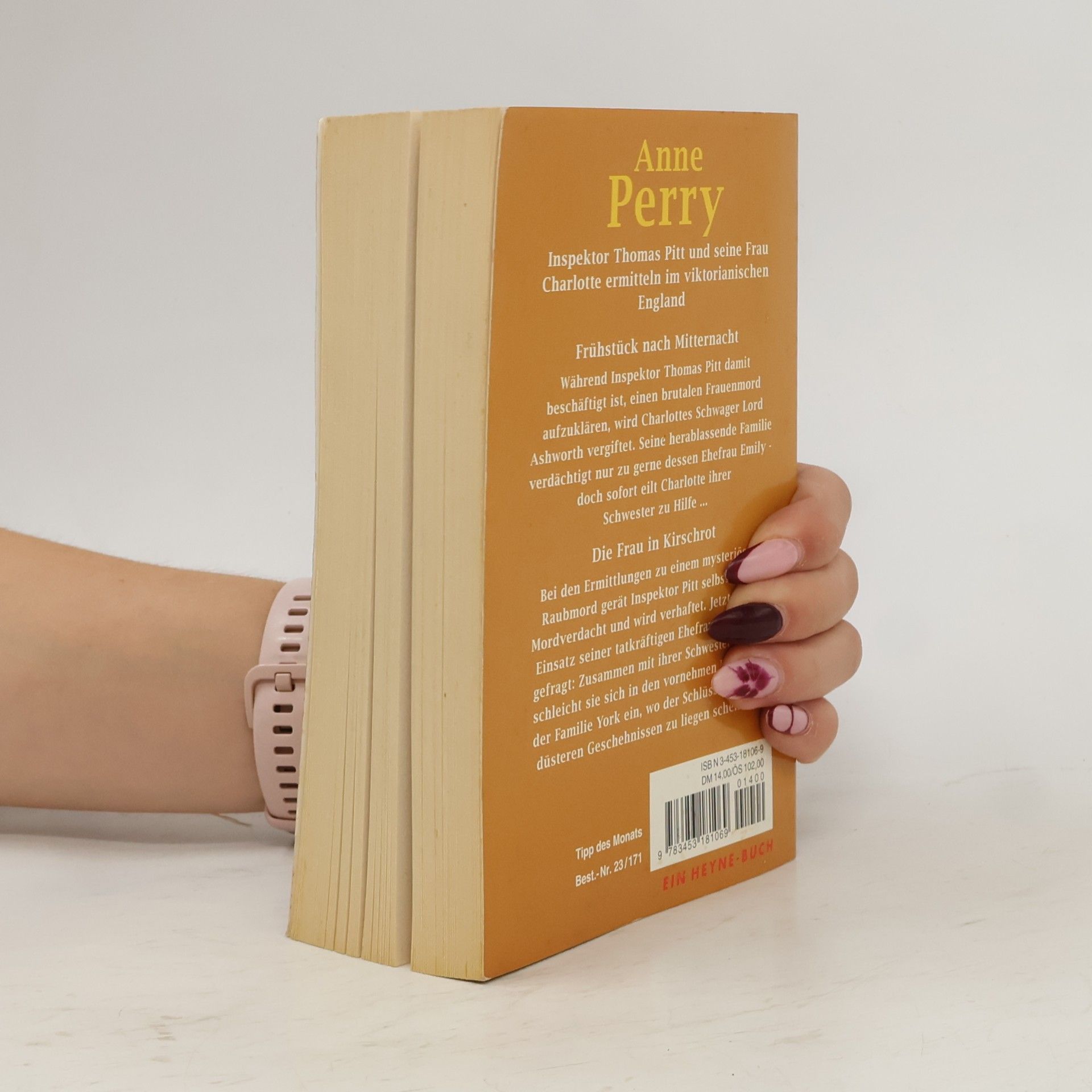 Anne Perry Frühstück nach Mitternacht. Die Frau in Kirschrot