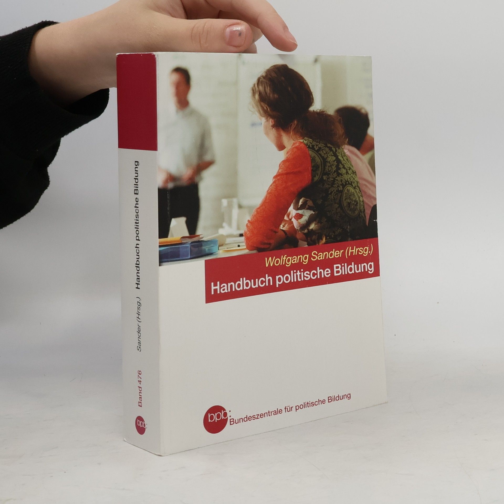 Handbuch politische Bildung