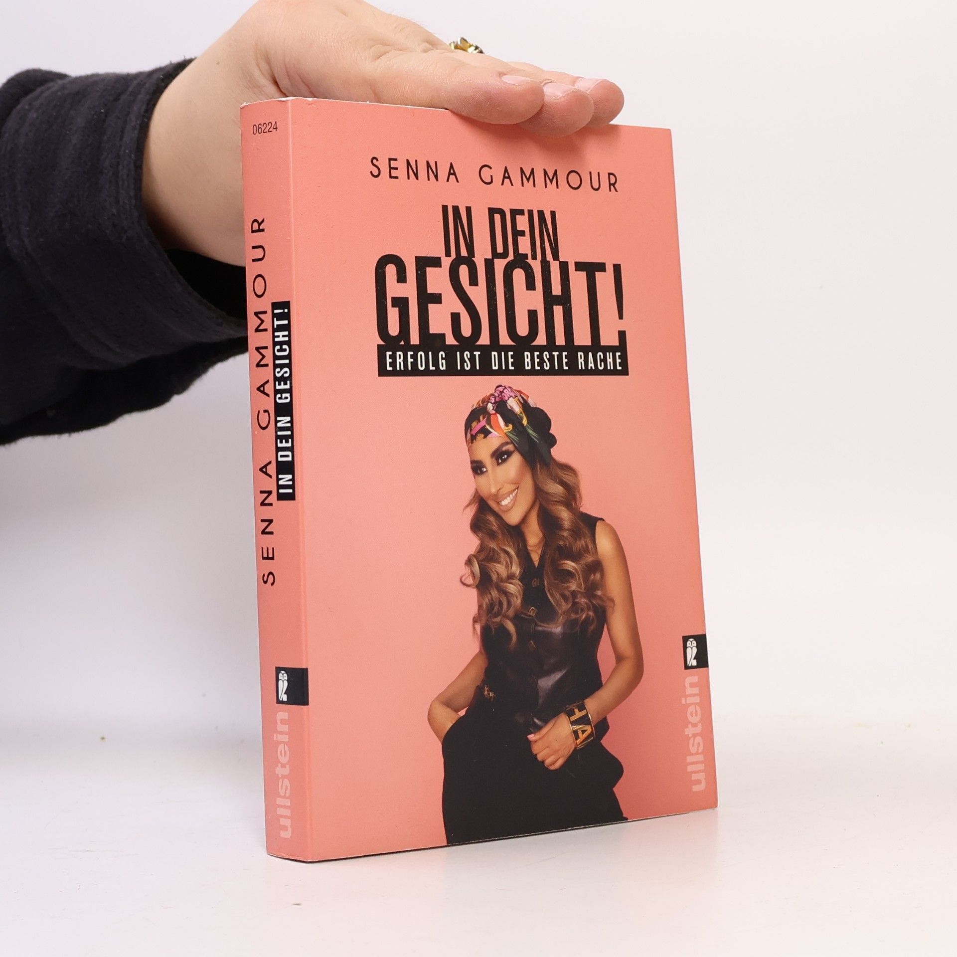 Senna Gammour In dein Gesicht!