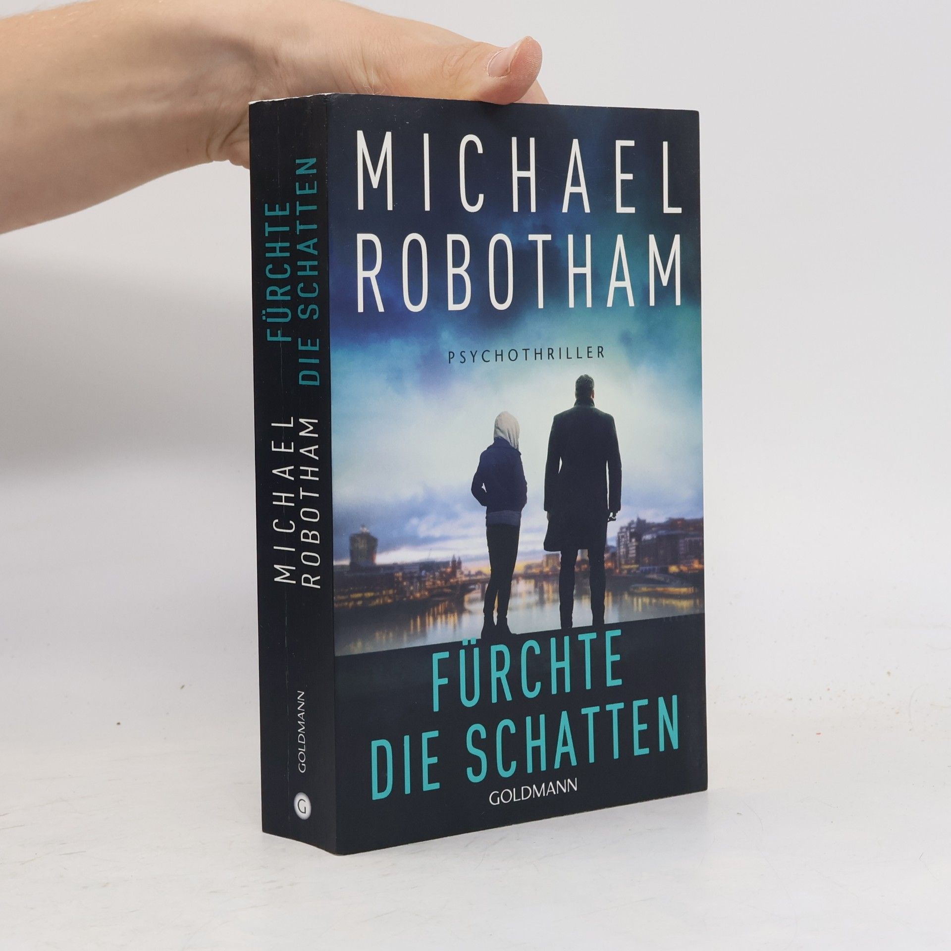 Fürchte die Schatten