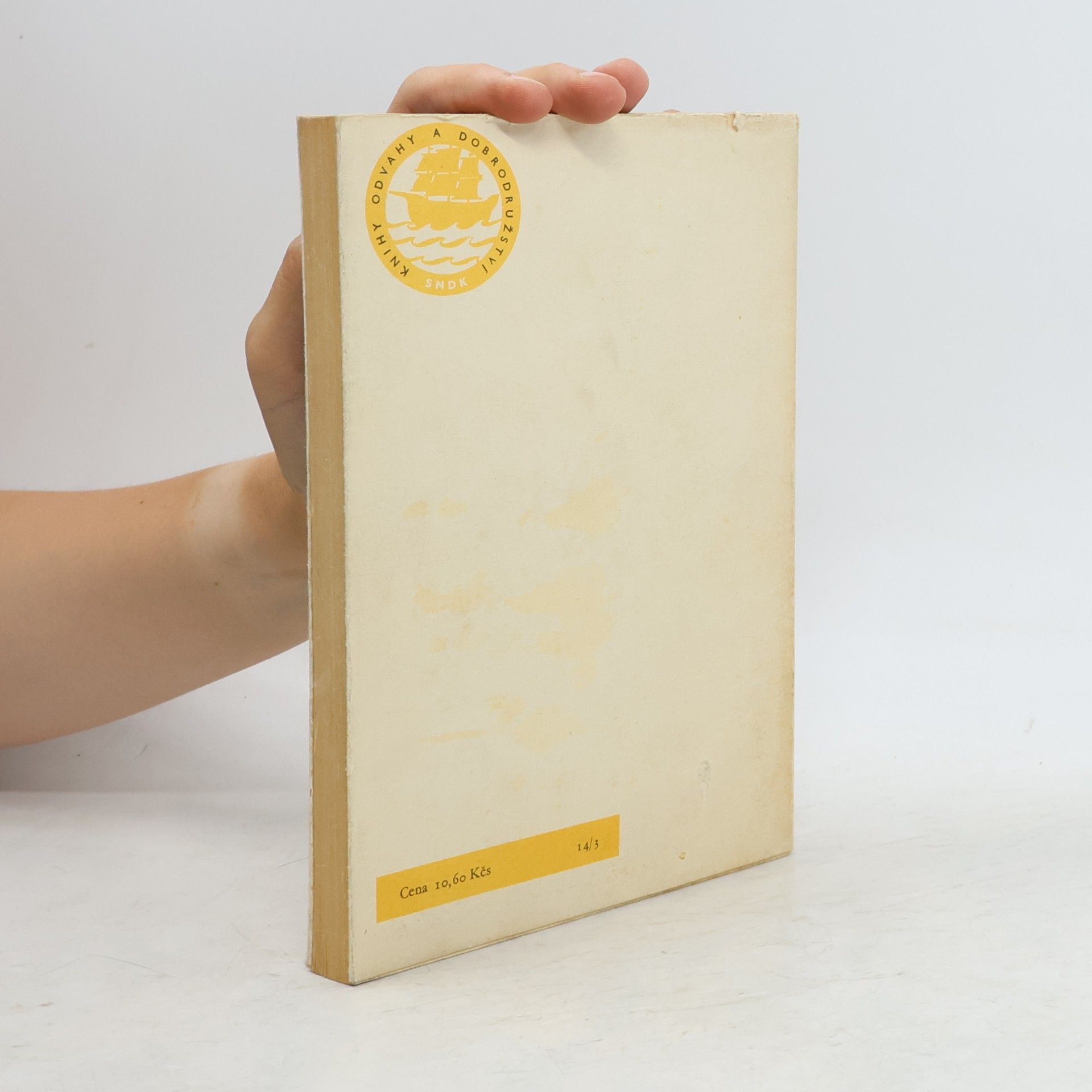 L. M. Pařízek Kraj dvojí oblohy