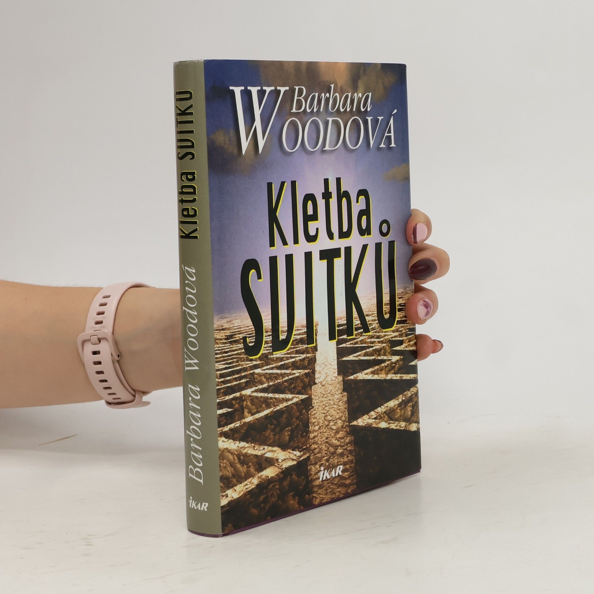Barbara Wood Kletba svitků