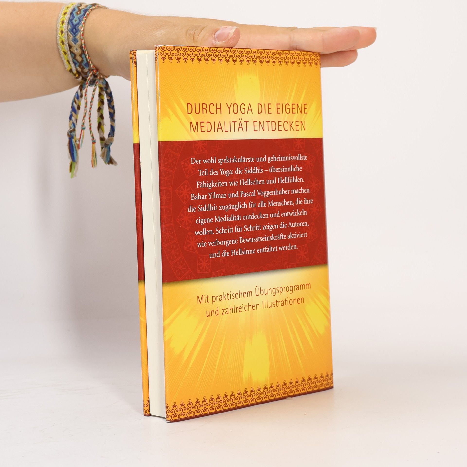 Bahar Yilmaz Yoga-Siddhis