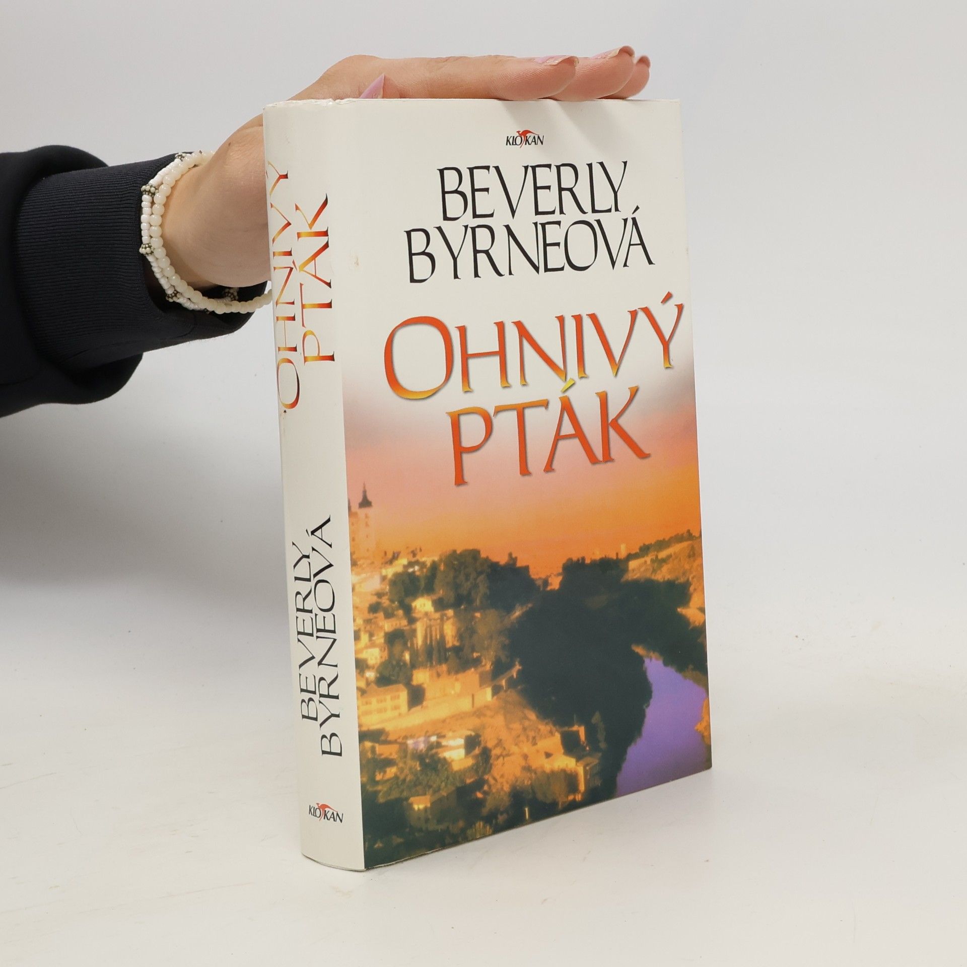 Beverly Byrne Ohnivý pták
