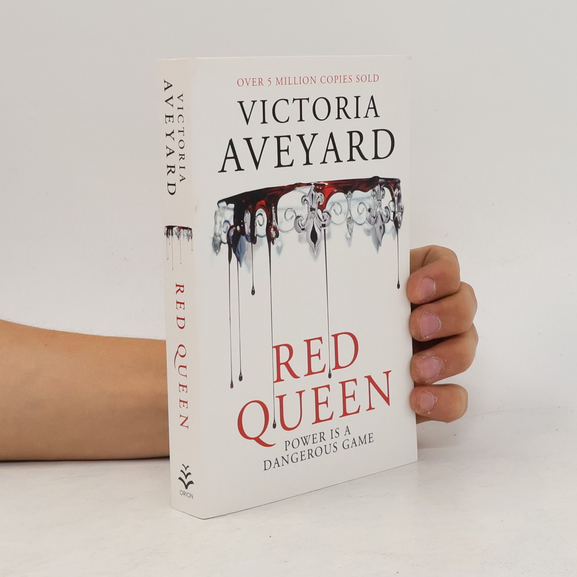 Victoria Aveyard Red Queen