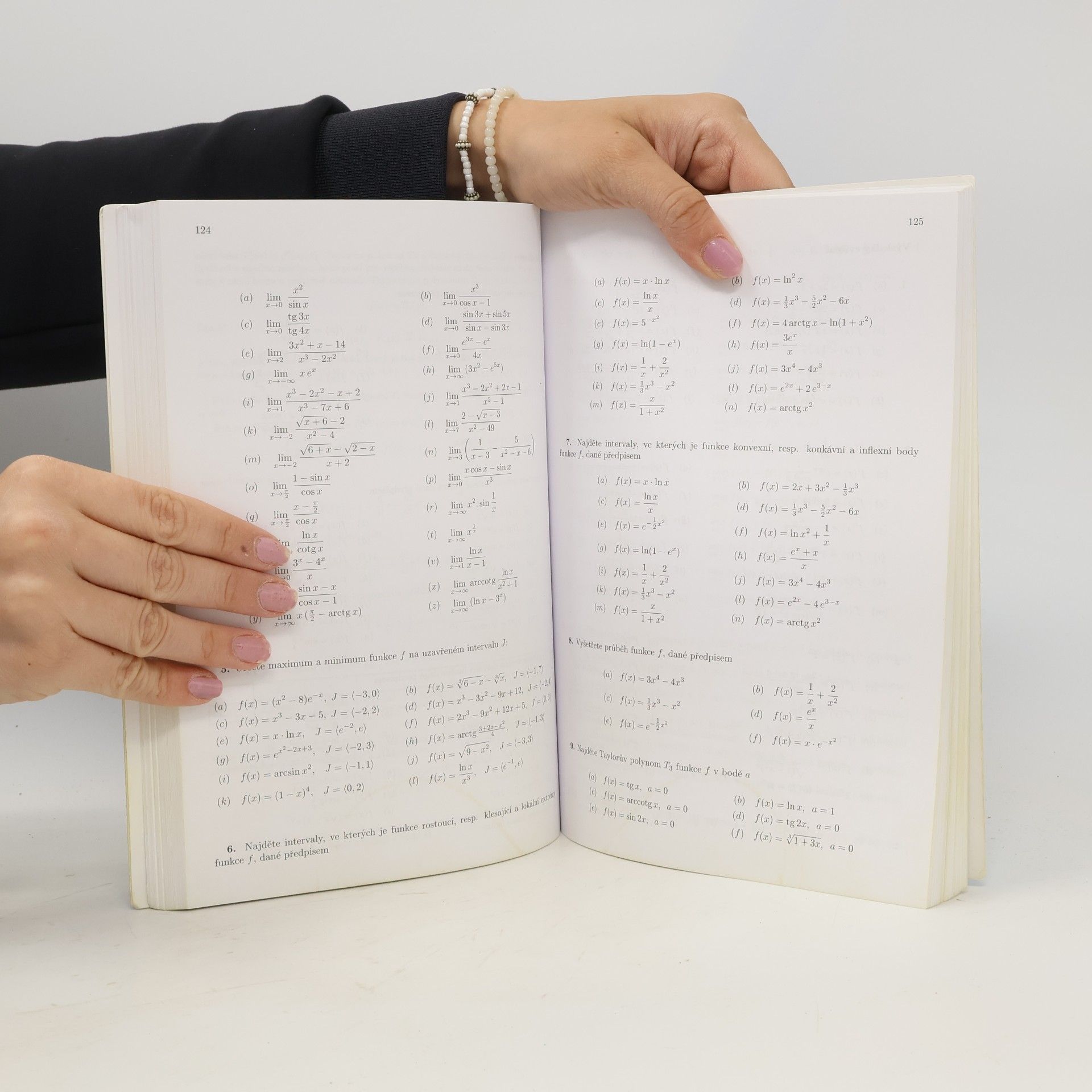 Jindřich Klůfa Matematika pro bakalářské studium na VŠE