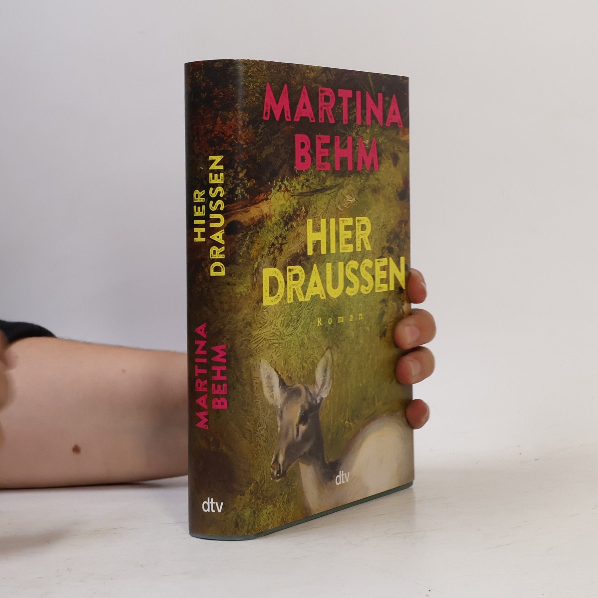 Martina Behm Hier draussen